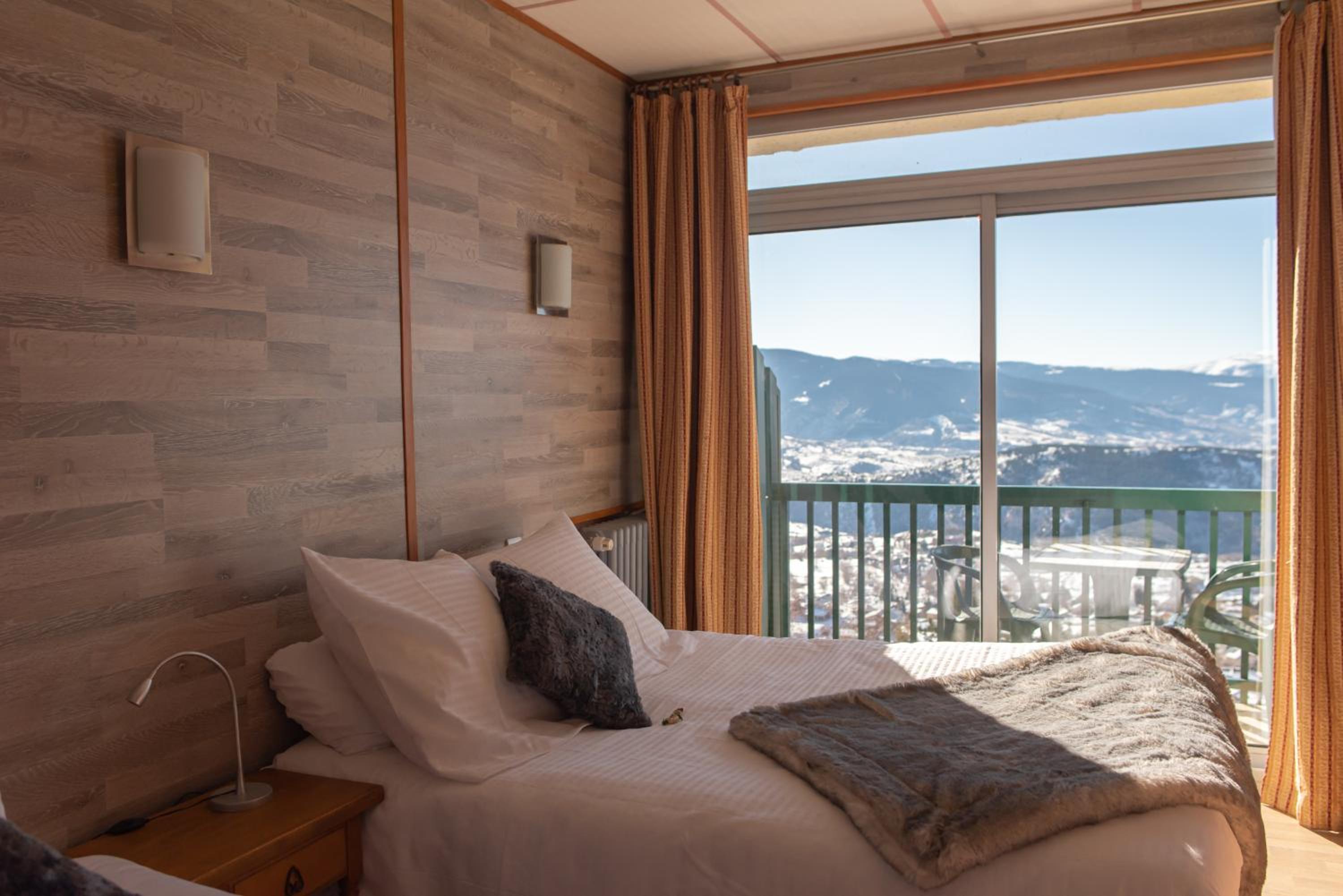 Triple Room with Mountain View - Photo 9