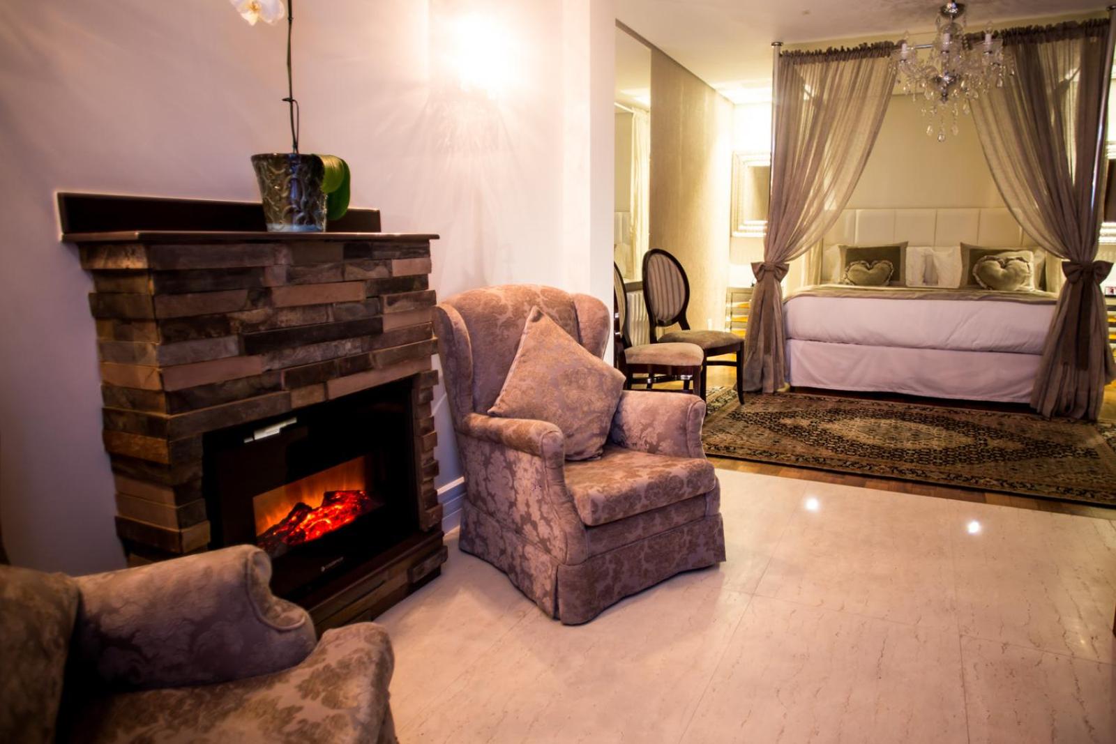 Honeymoon Suite - Photo 6