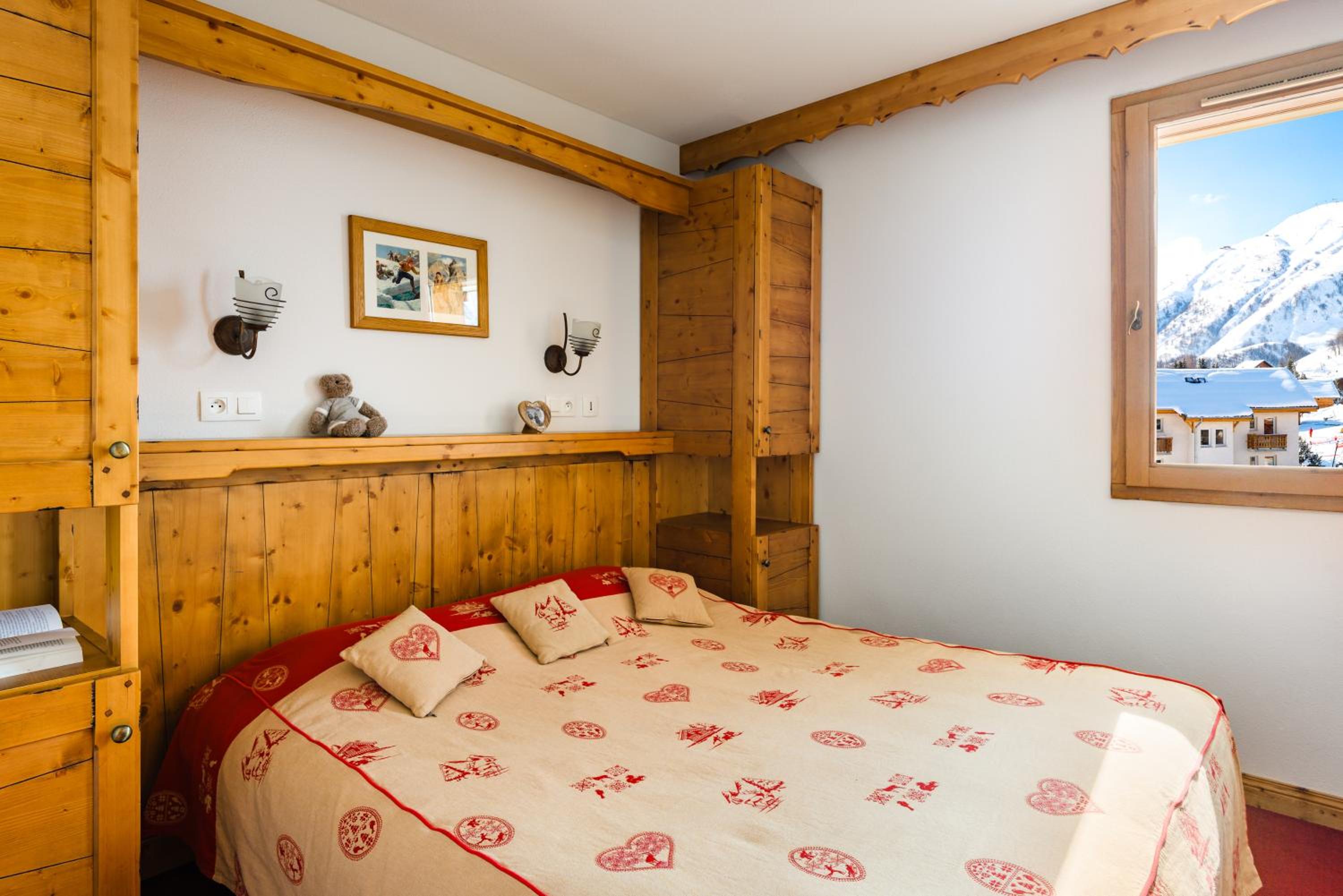 One-Bedroom Apartment (4 Adults)