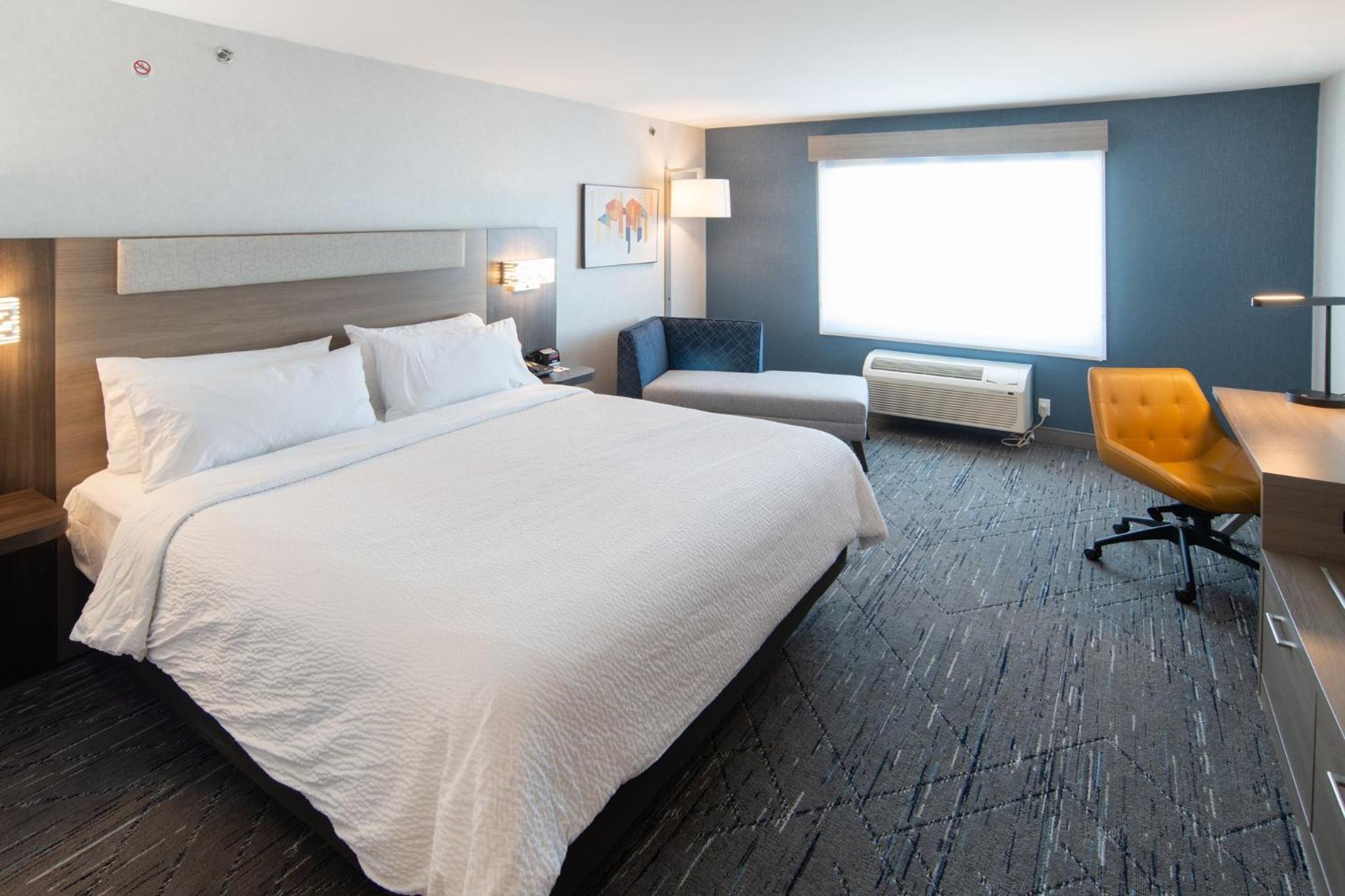 King Room - Hearing Accessible - Non-Smoking - Photo 3