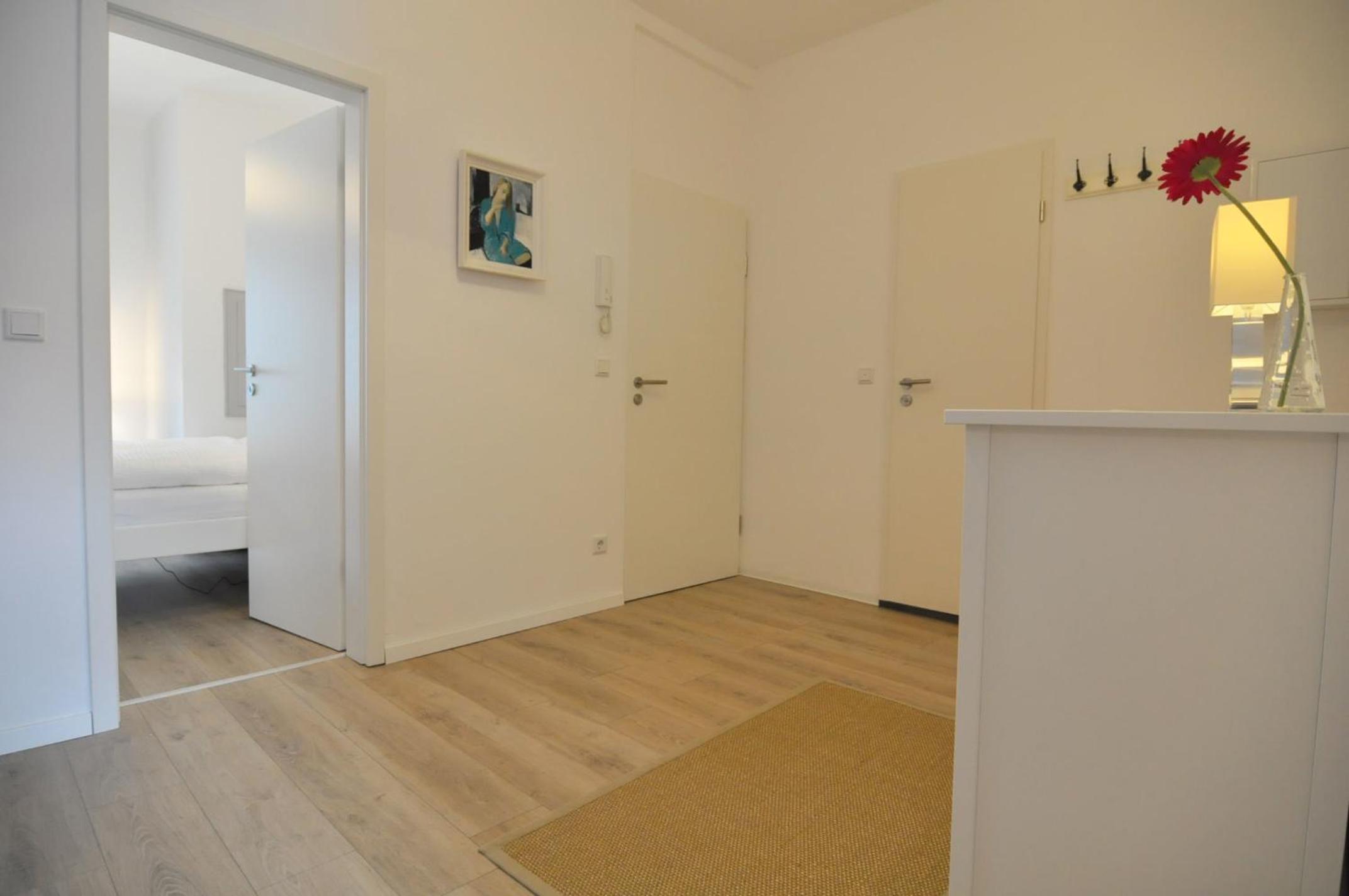 One-Bedroom Apartment photo 3