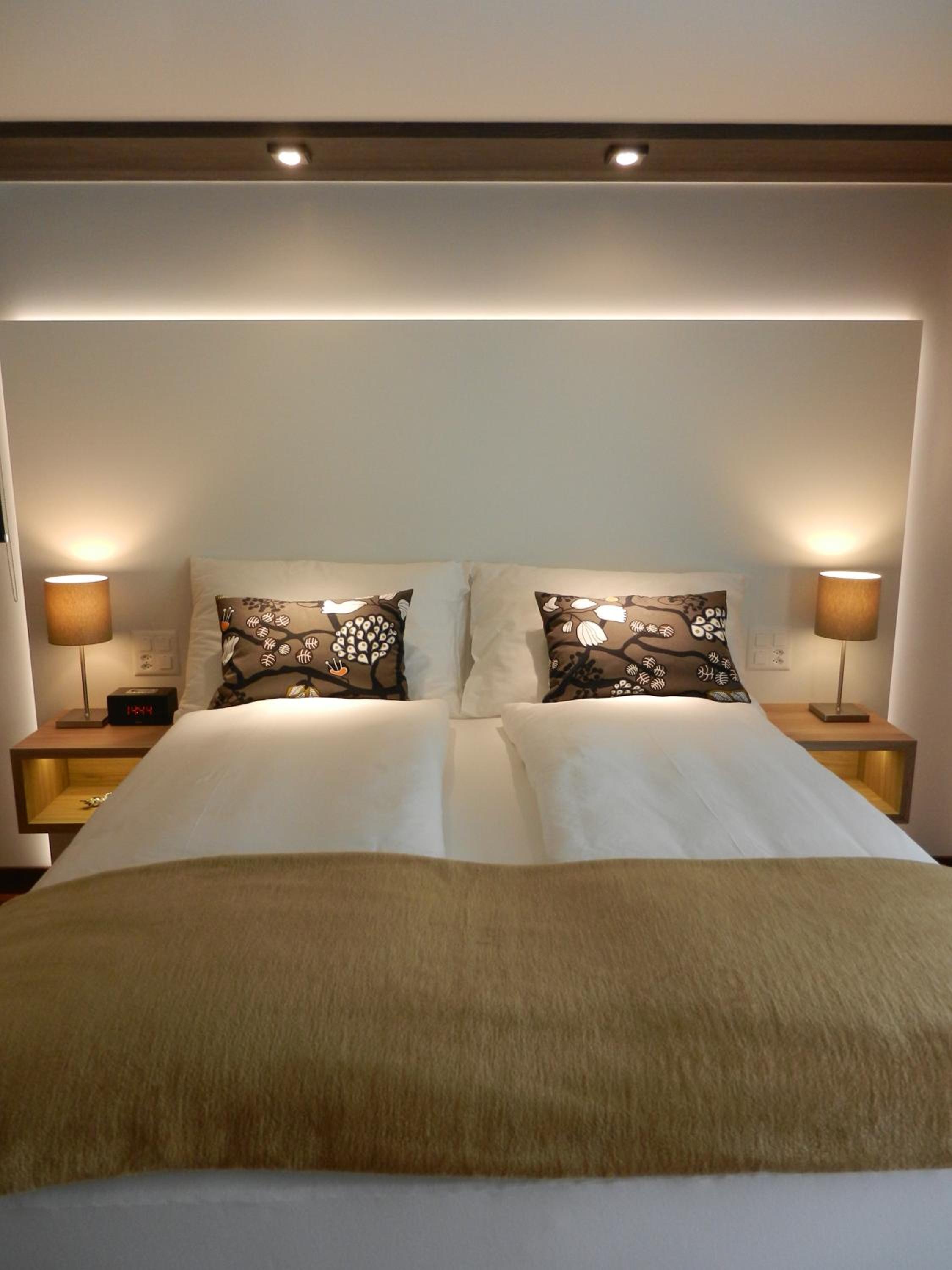 Deluxe Double Room - Photo 9
