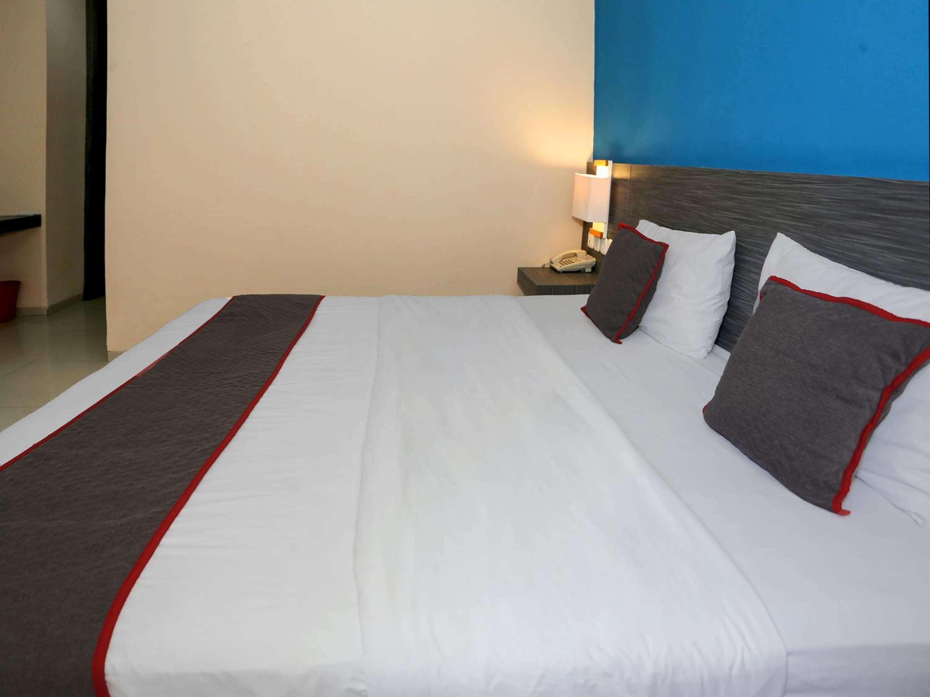 Deluxe Double Room - Photo 6