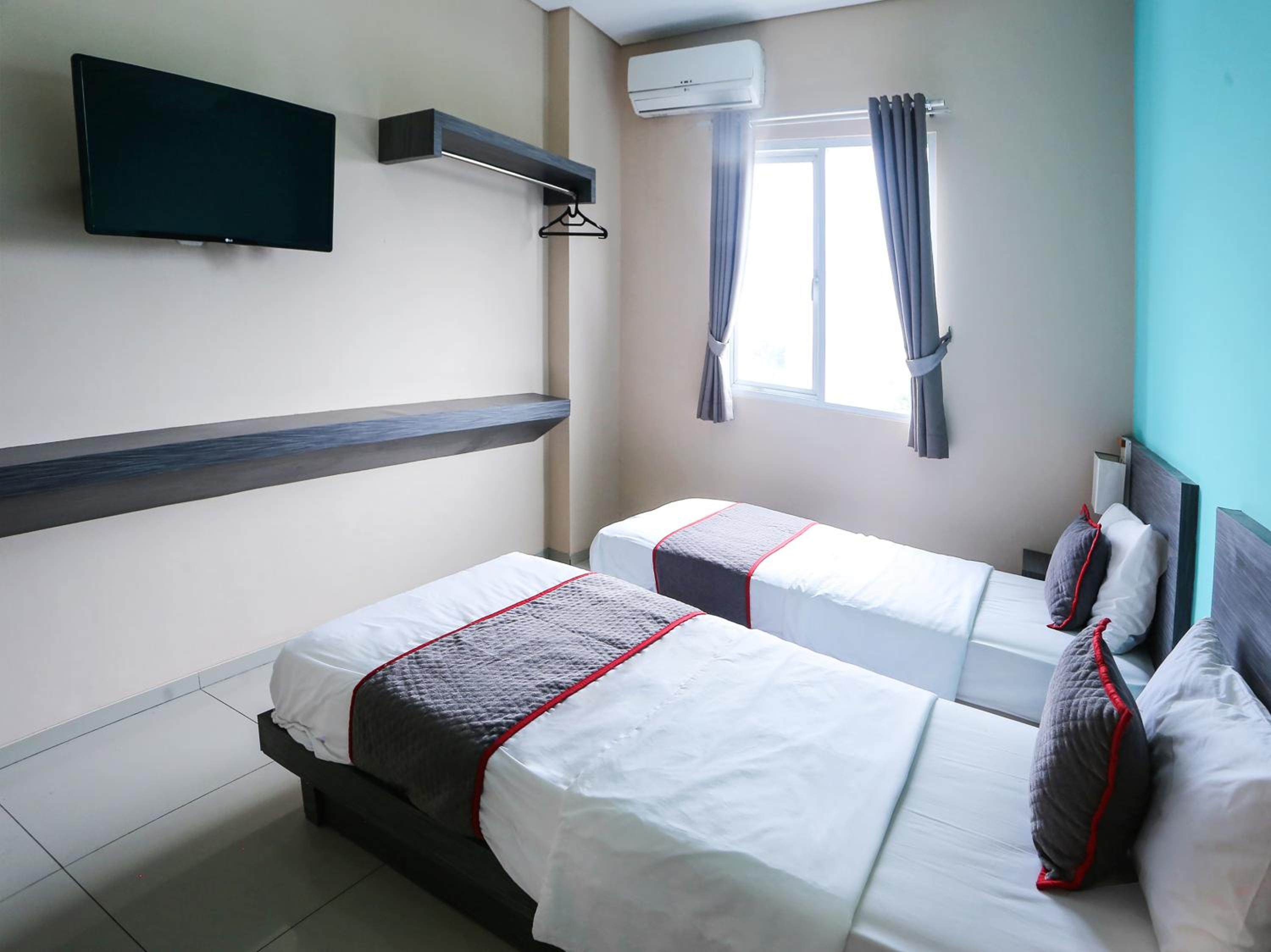 Standard Twin Room - Photo 5
