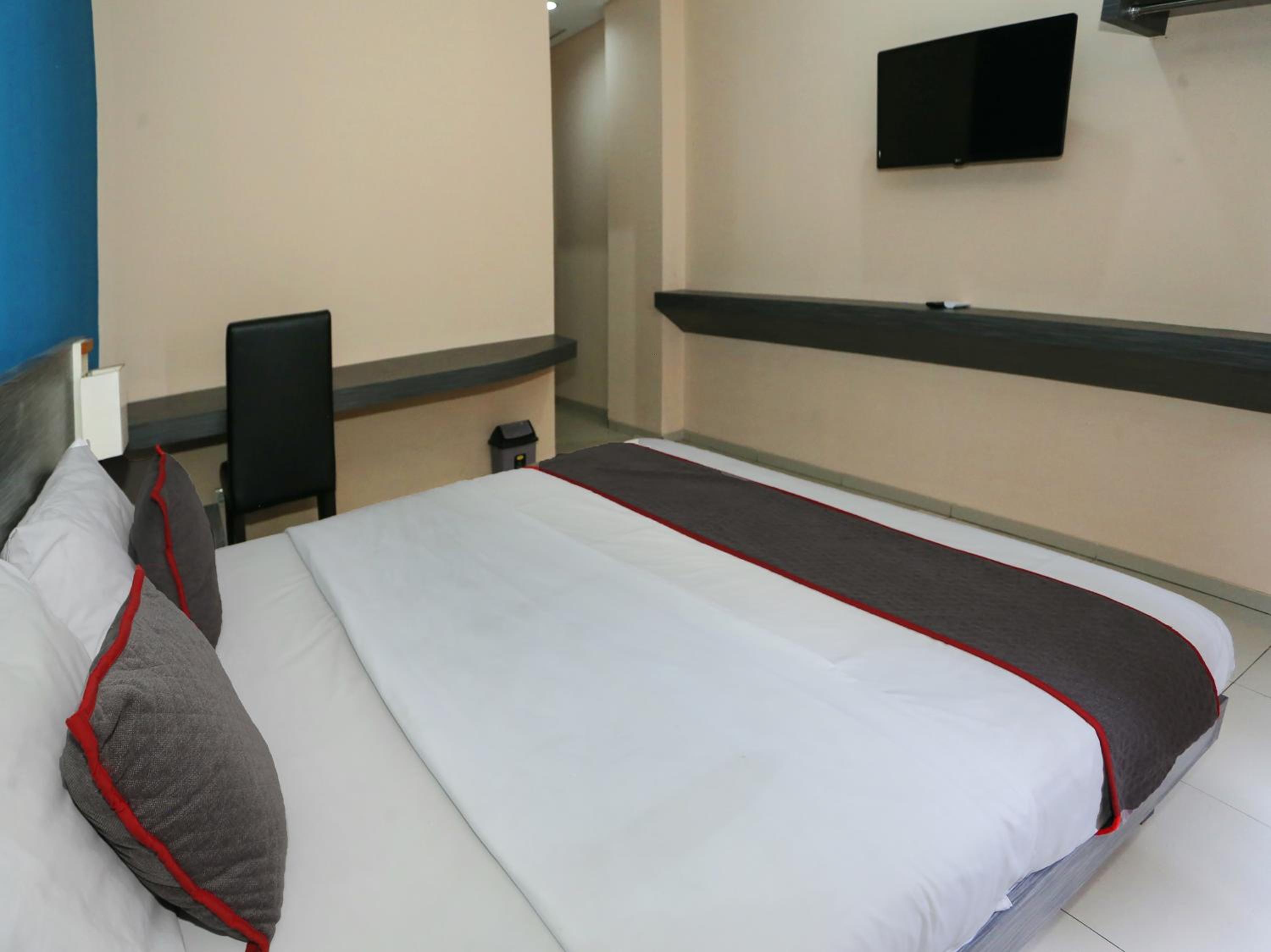 Standard Double Room - Photo 2