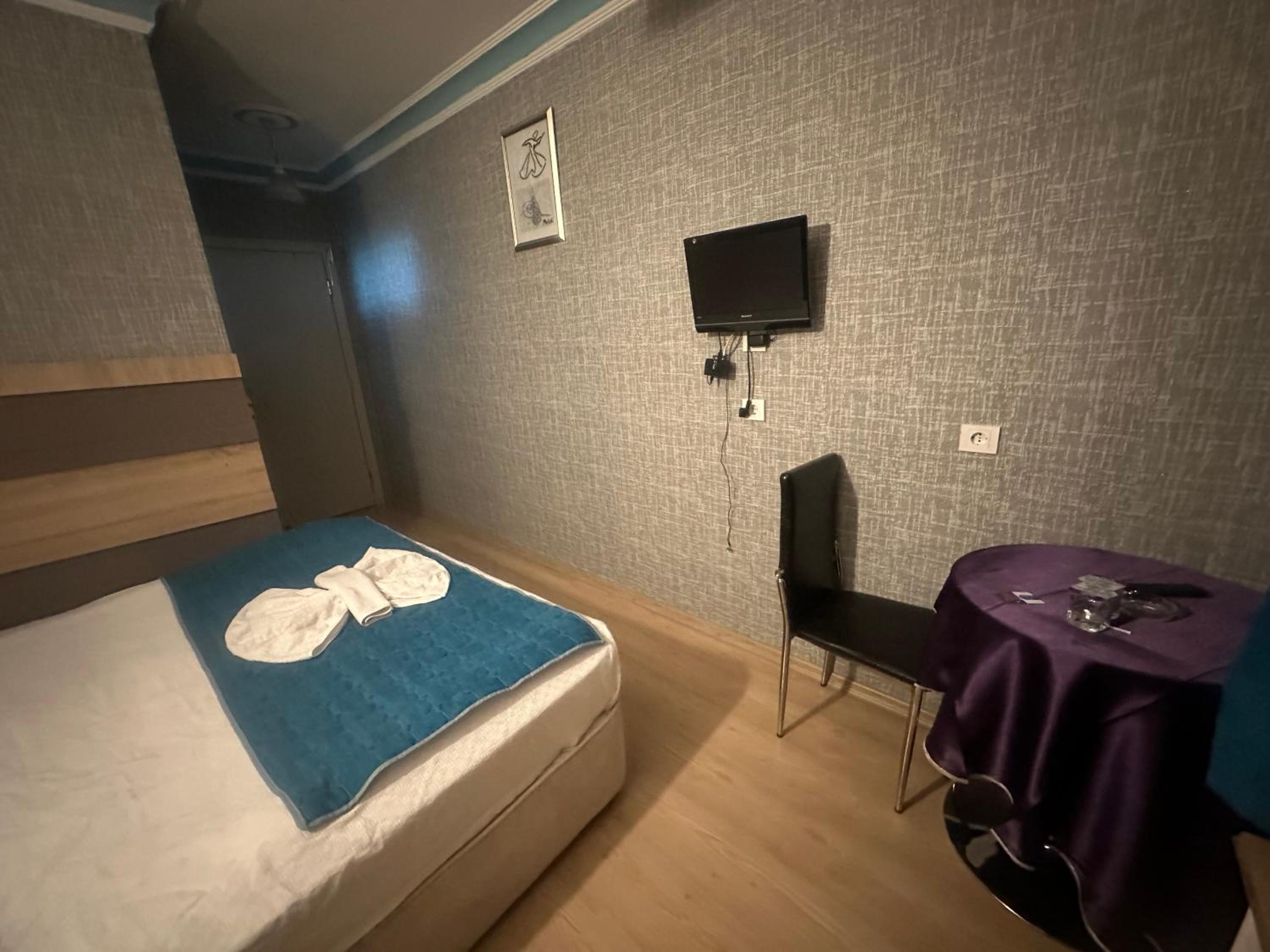 Large Single Room photo 1