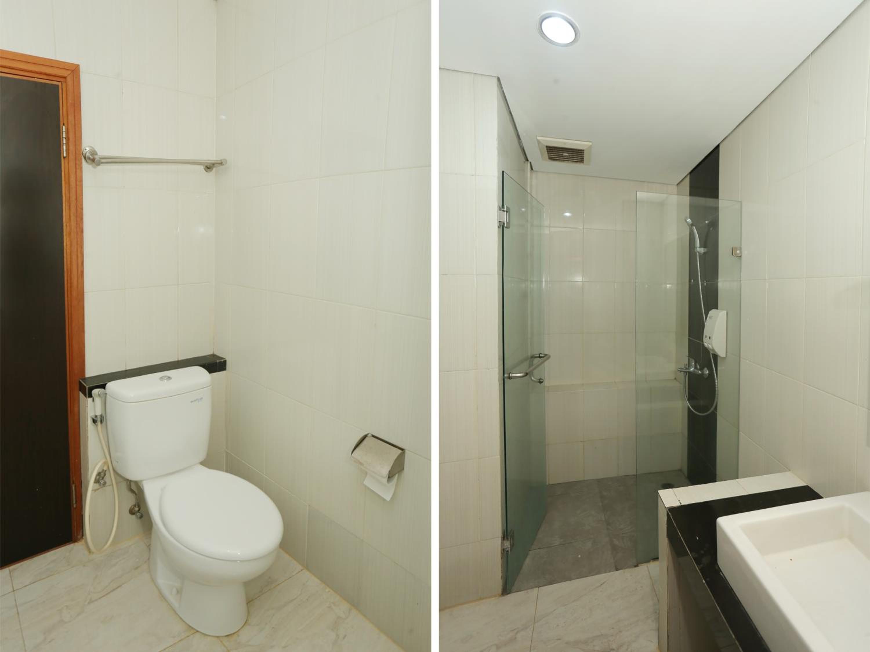 Deluxe Double Room - Photo 9