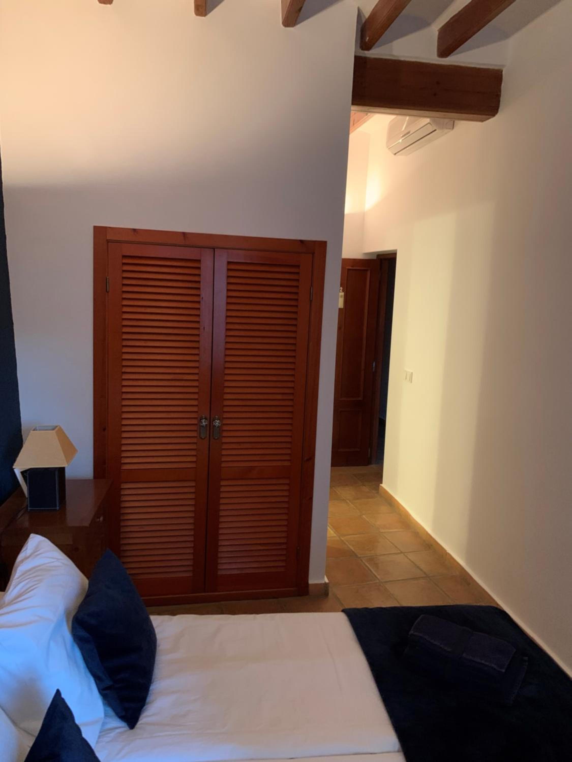 Double Room with Private Bathroom photo 3