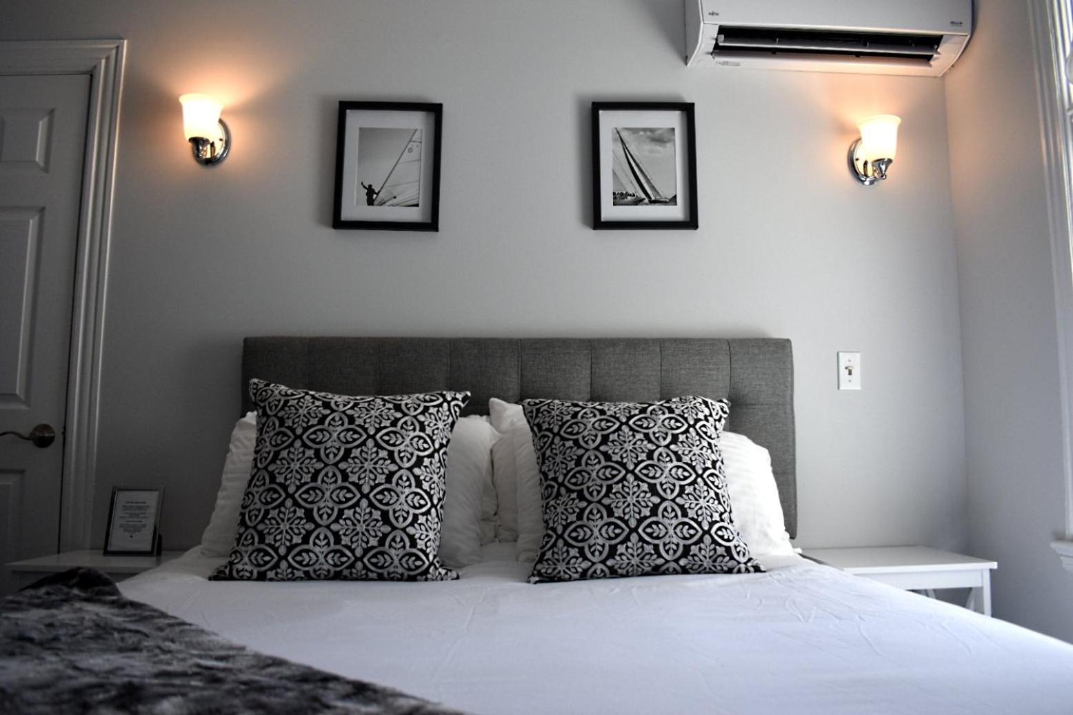 Queen Room photo 1