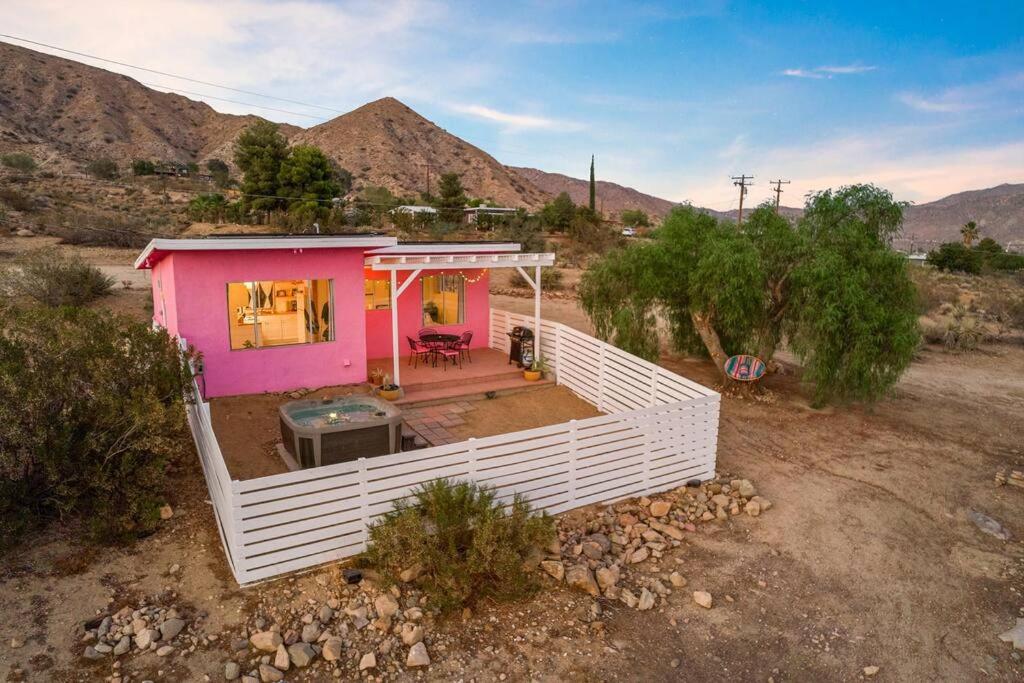 One-Bedroom House photo 3