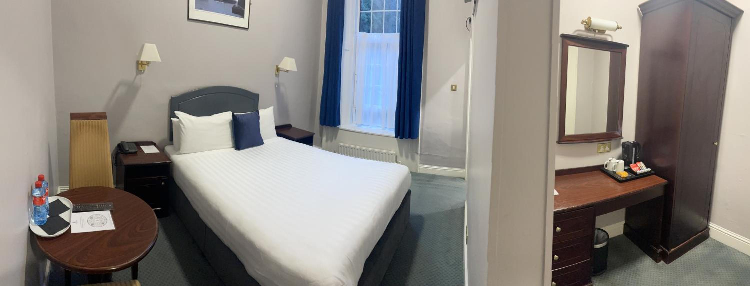 Small Double Room - Photo 1