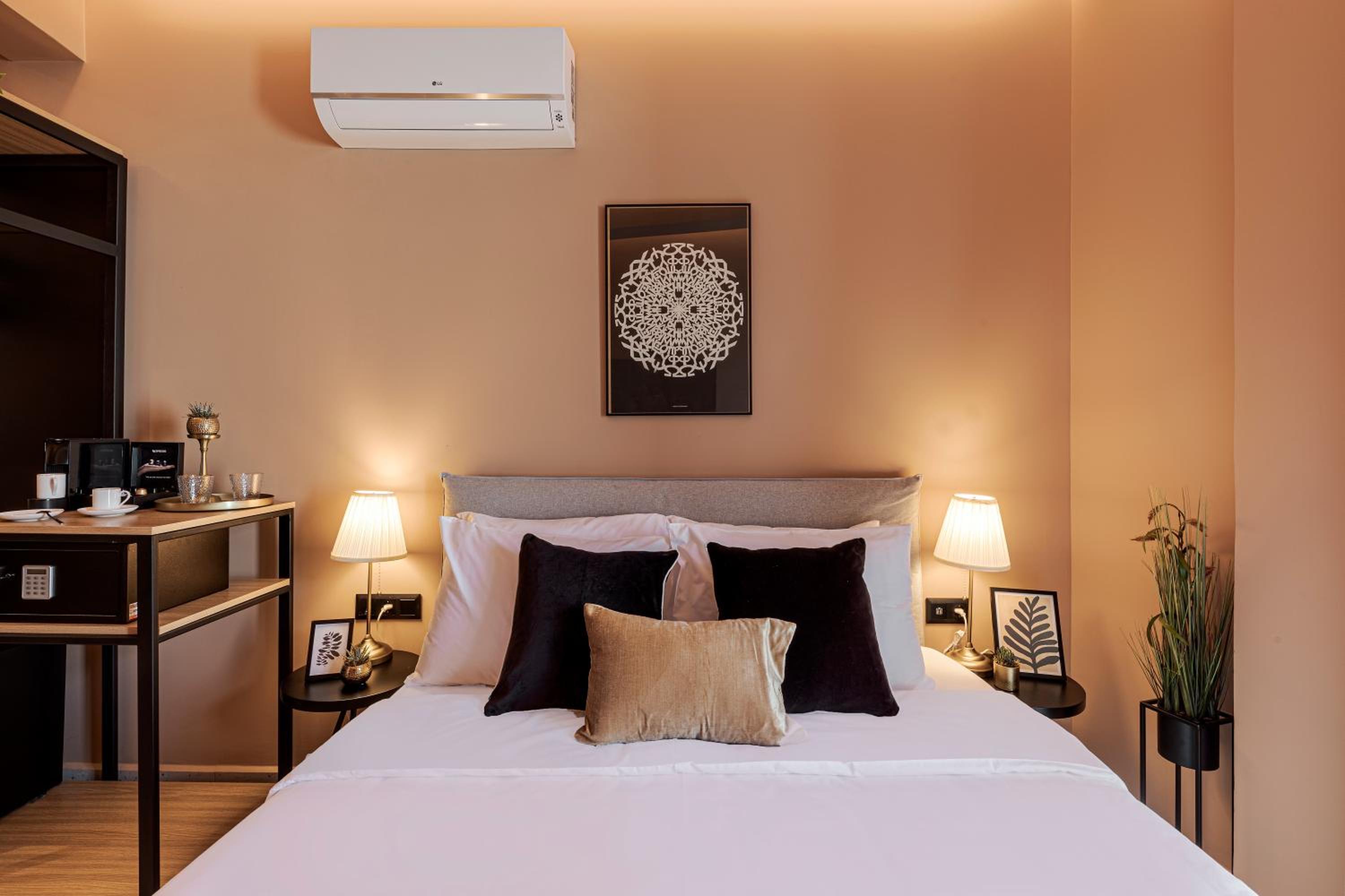 Double Room with Balcony photo 2