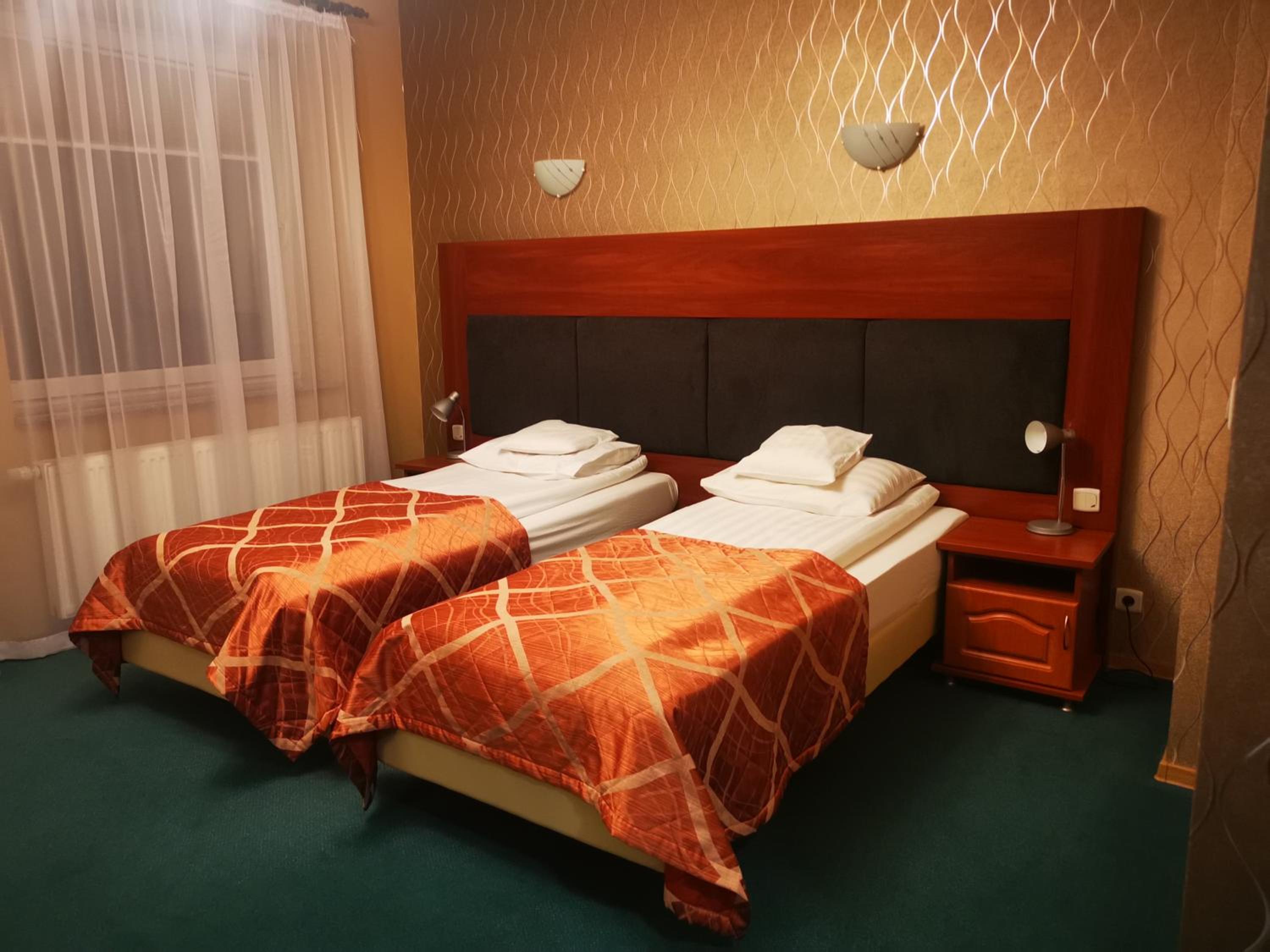 Double or Twin Room - Photo 1