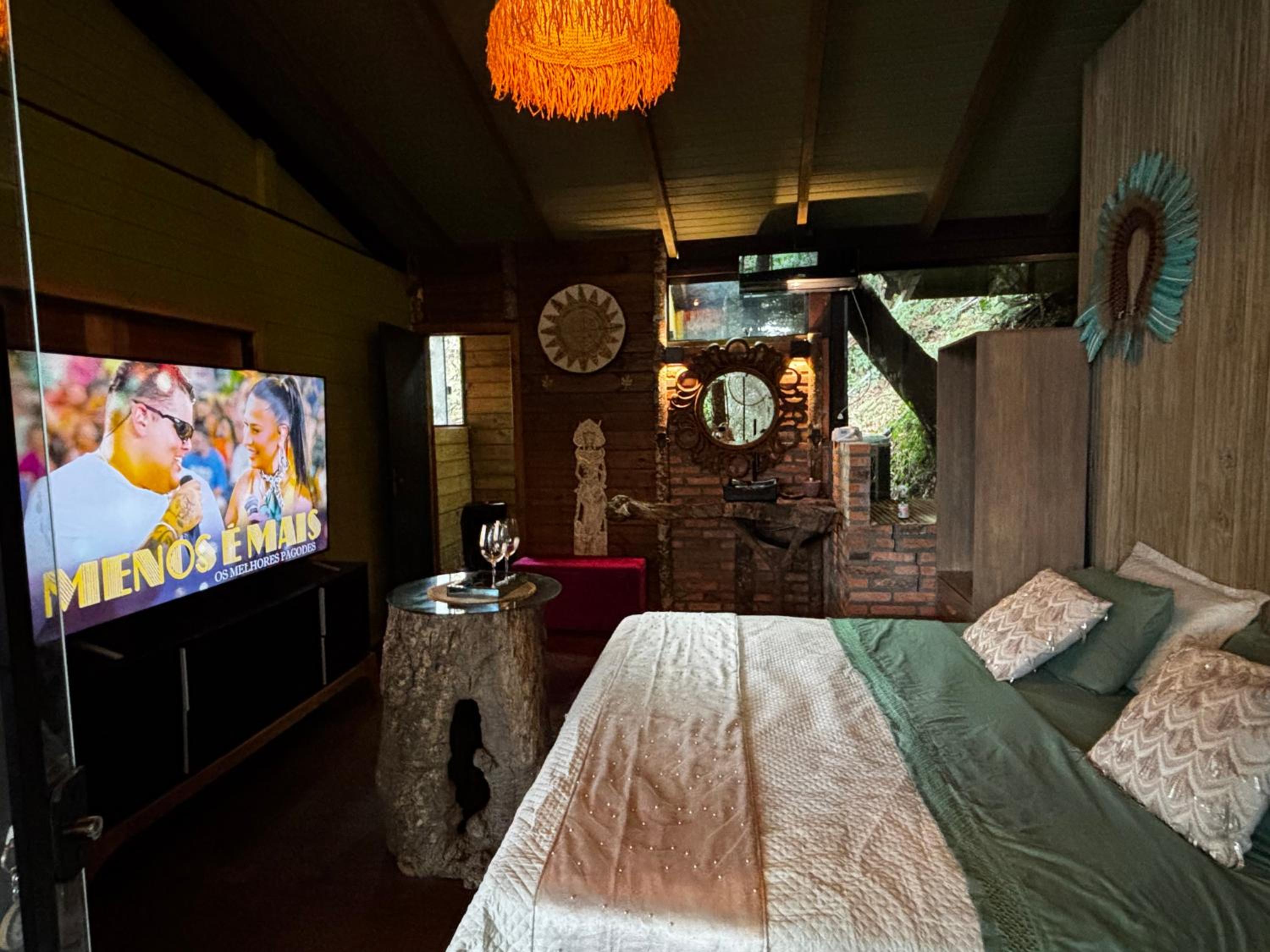 King Room with Mountain View