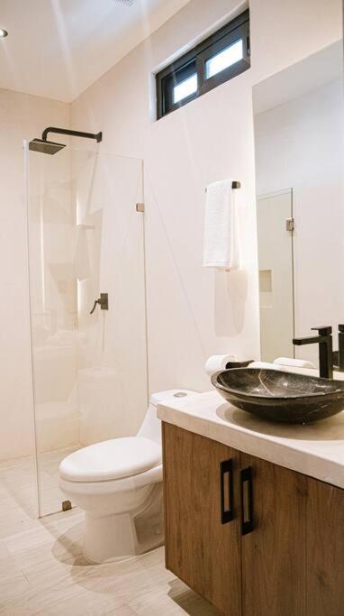 One-Bedroom Apartment - Photo 37