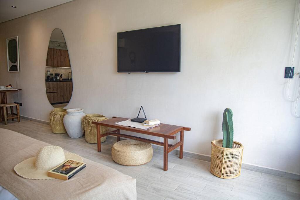 One-Bedroom Apartment - Photo 24
