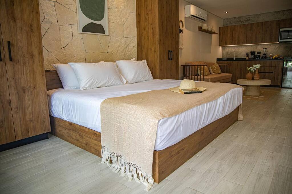 One-Bedroom Apartment - Photo 47