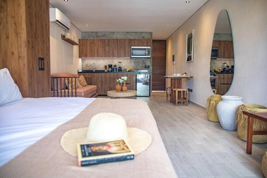 One-Bedroom Apartment - Photo 48