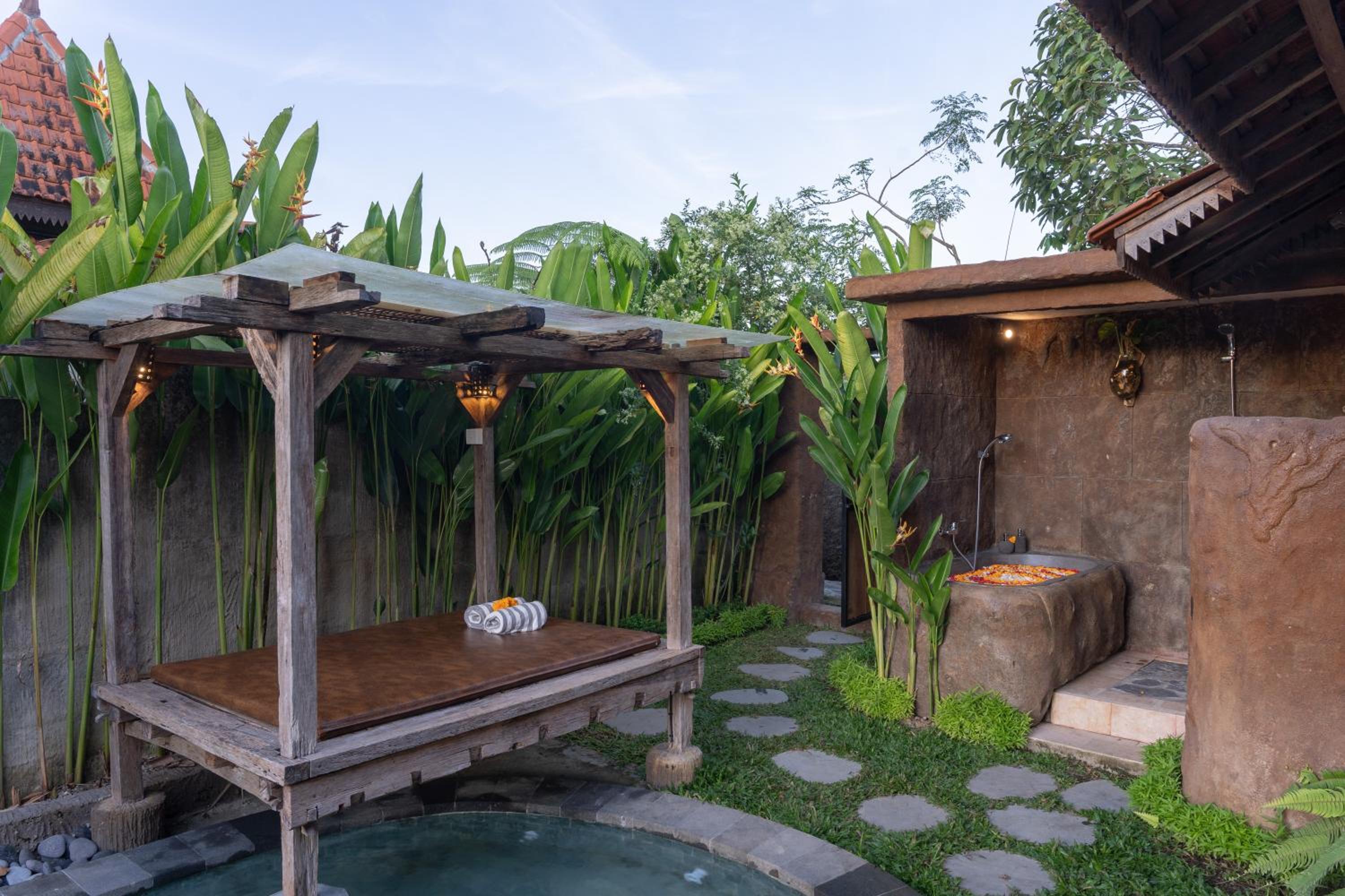One Bedroom Villa with Jungle View - Photo 6