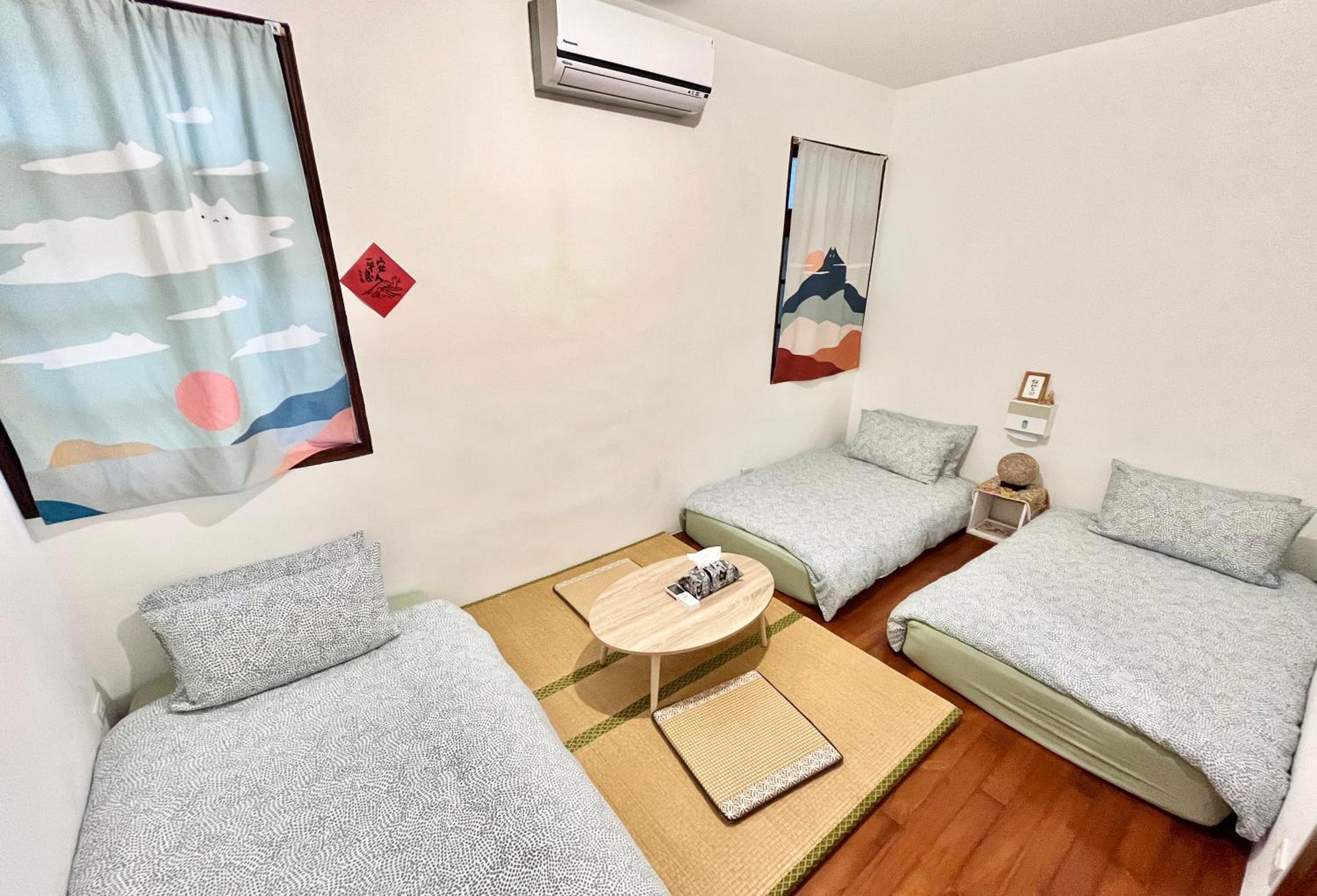 Triple Room with Shared Bathroom photo 1