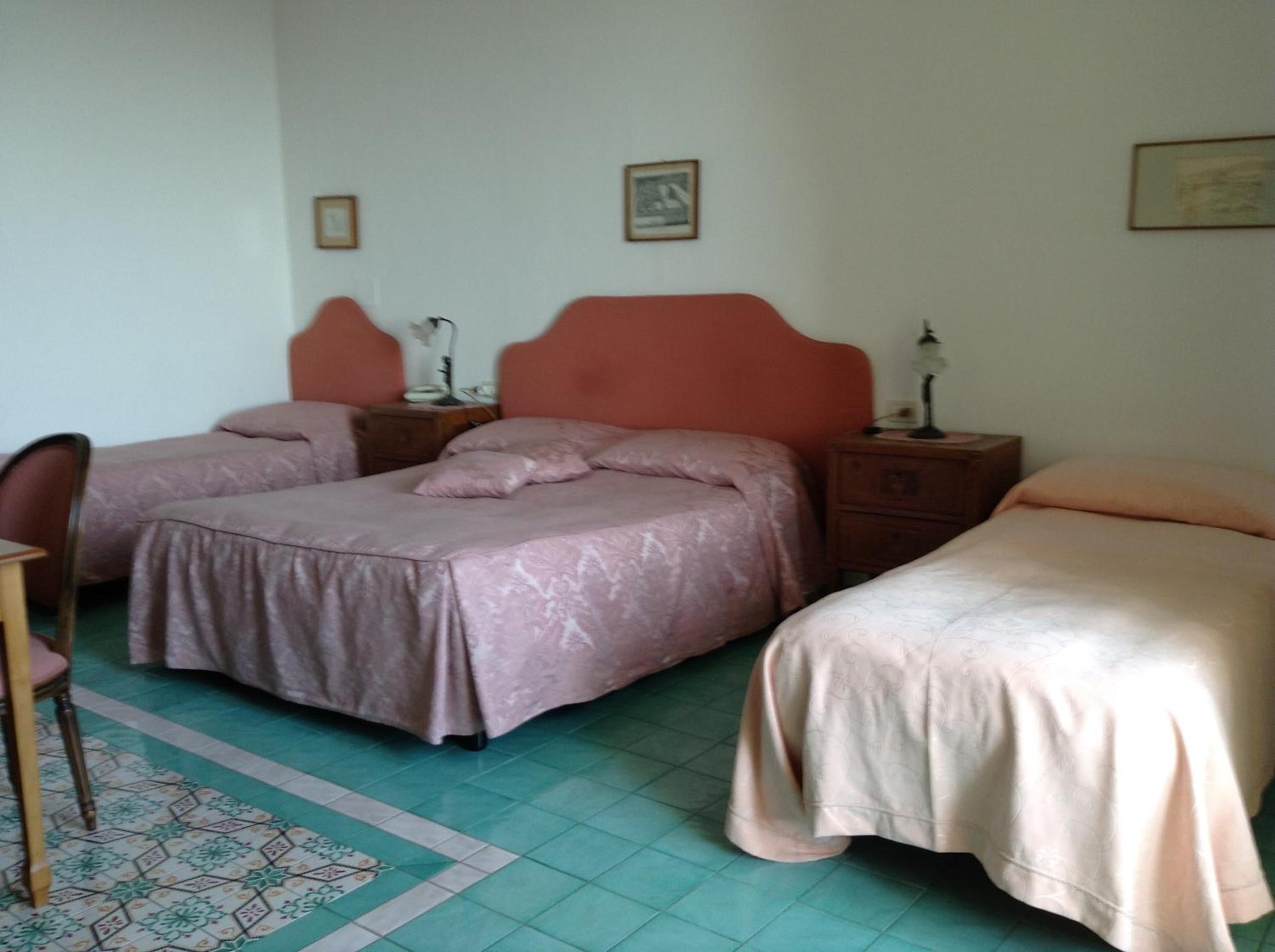 Quadruple Room photo 2