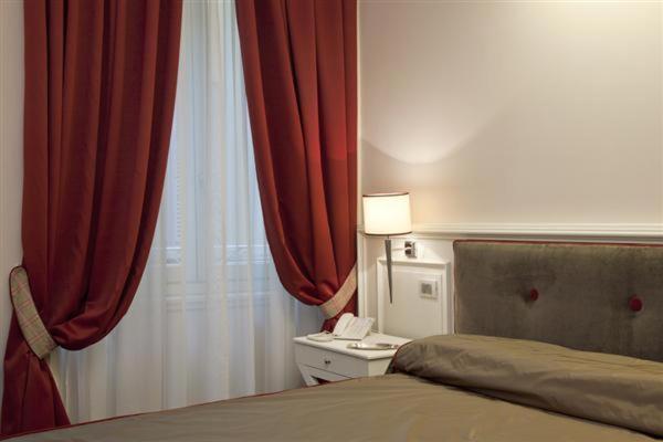 Classic Double or Twin Room - Photo 4