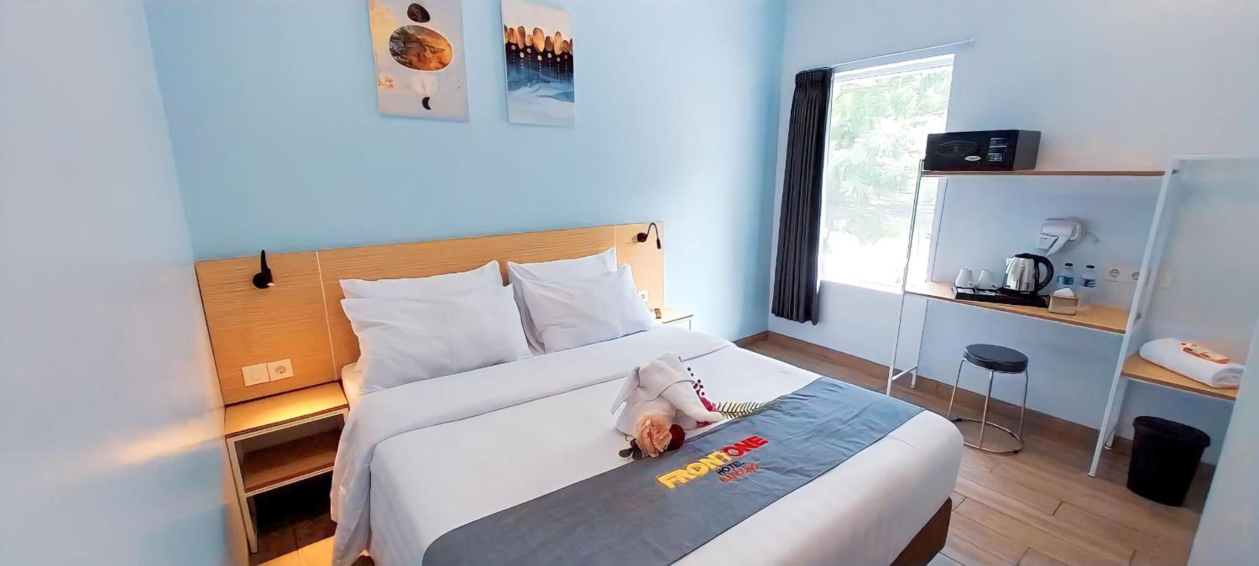 Deluxe Queen Room