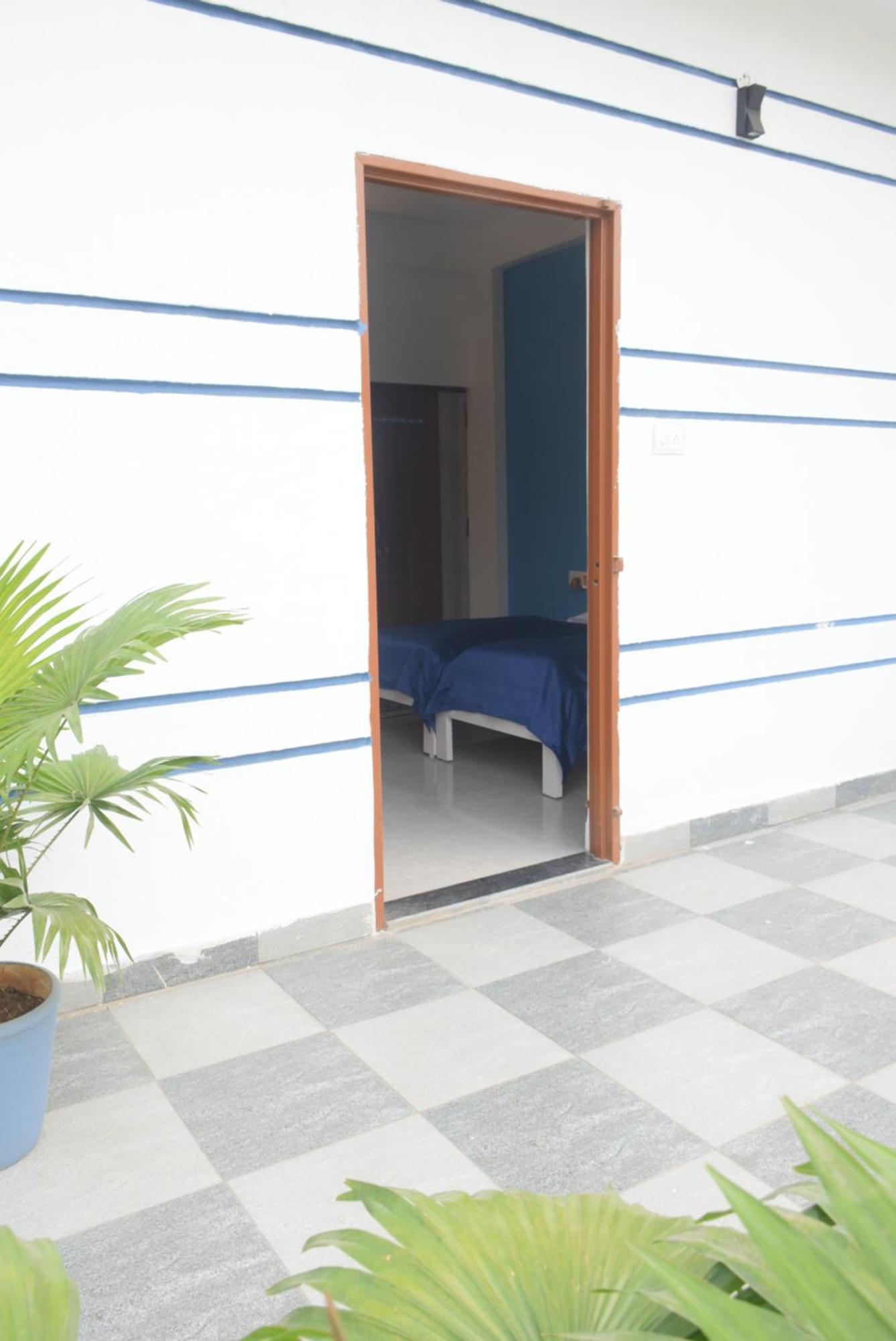 Double or Twin Room with Terrace - Photo 1