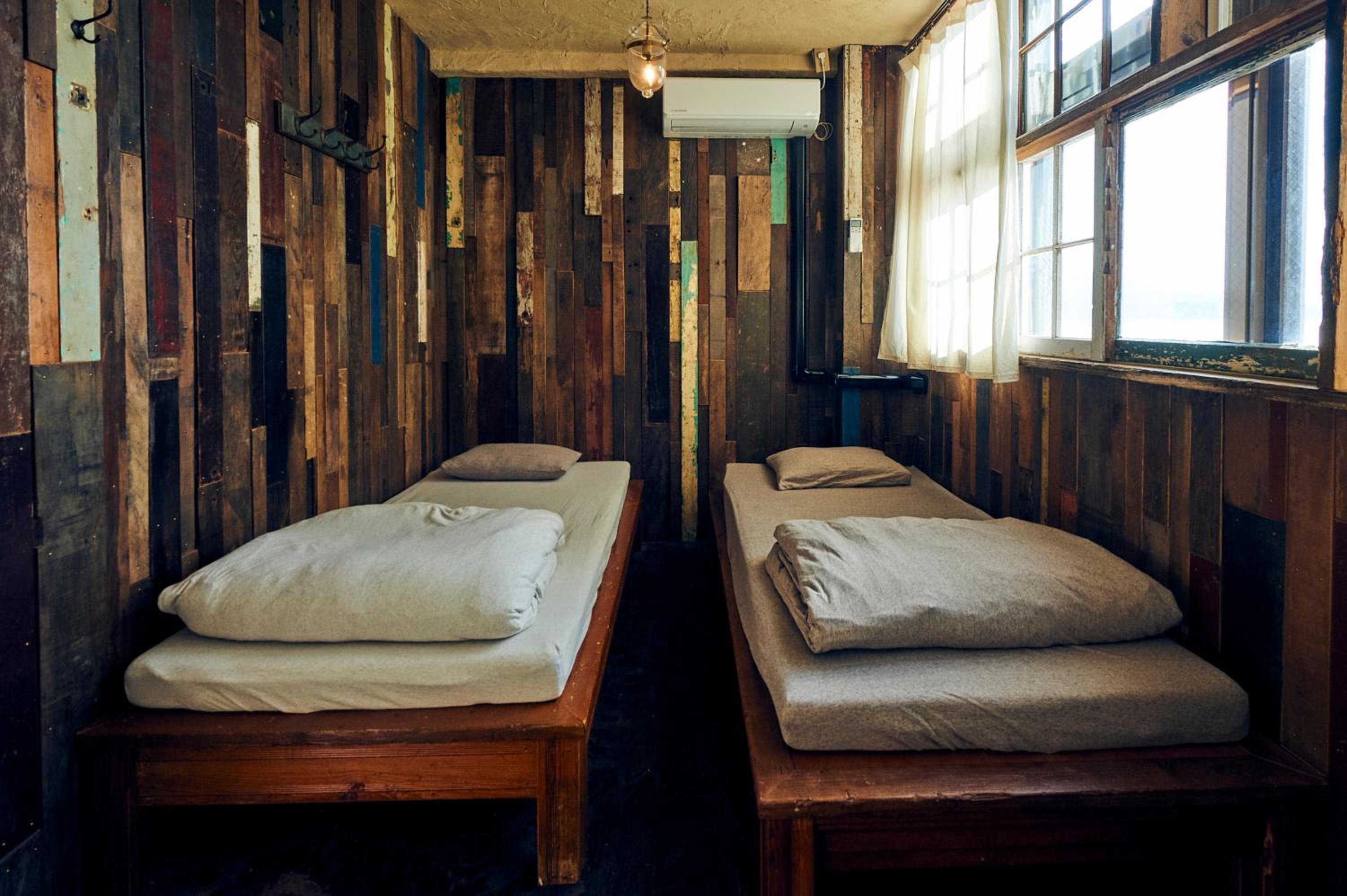 Twin Room with Shared Bathroom photo 1