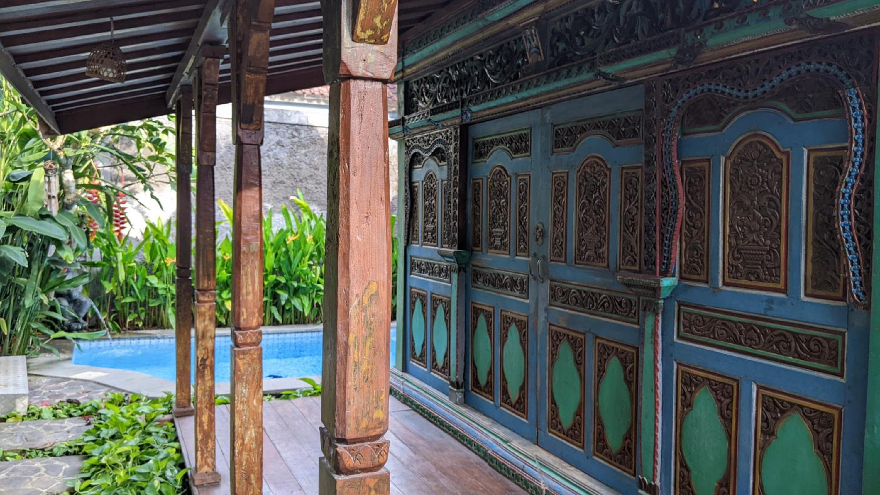 Wooden Villa with Private Pool - Photo 50