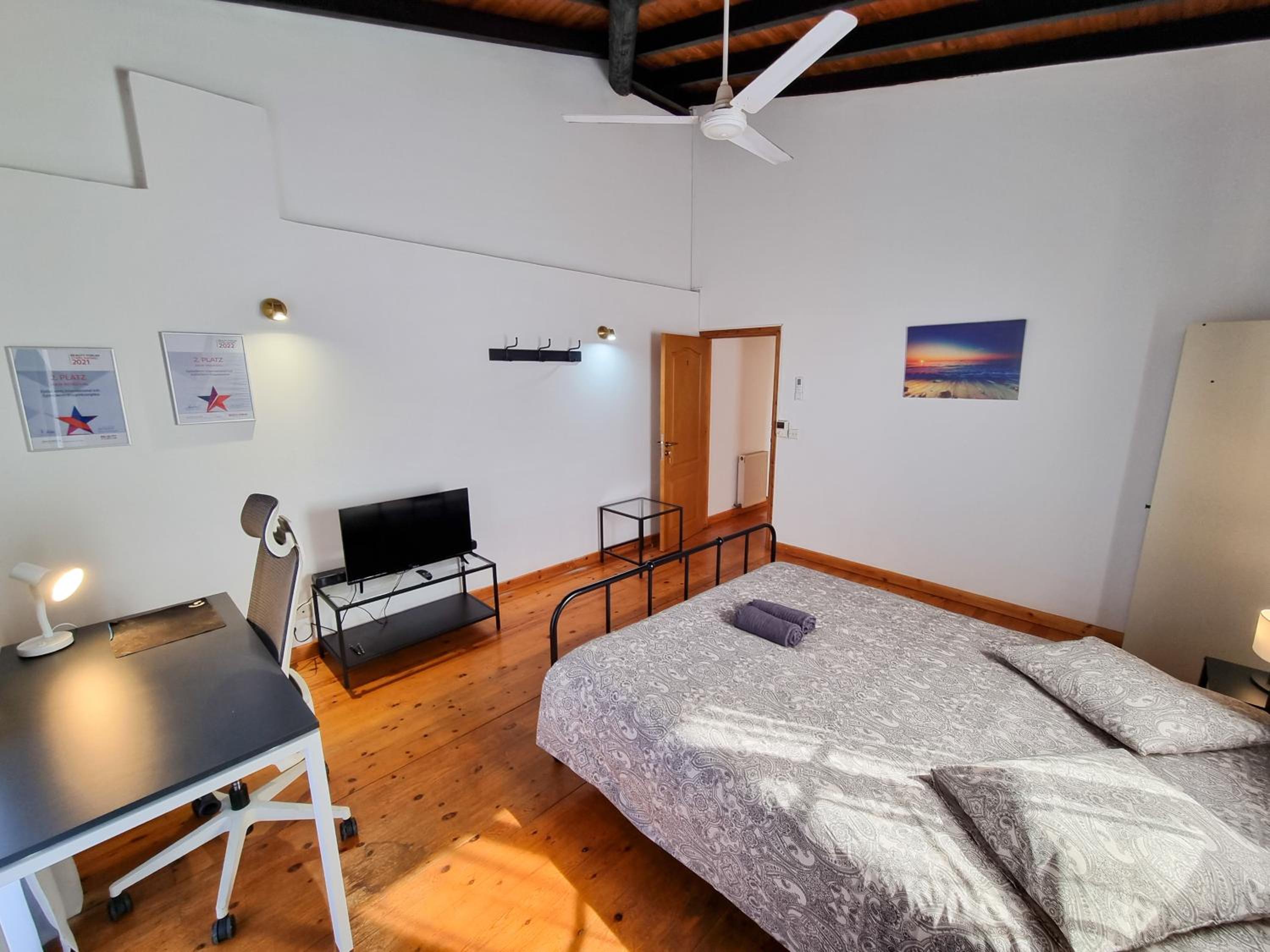 Apartment photo 1