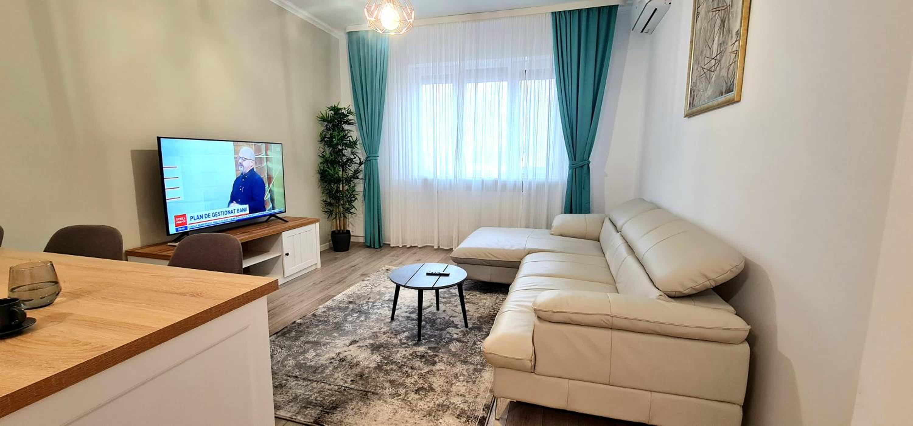 Three-Bedroom Apartment photo 1