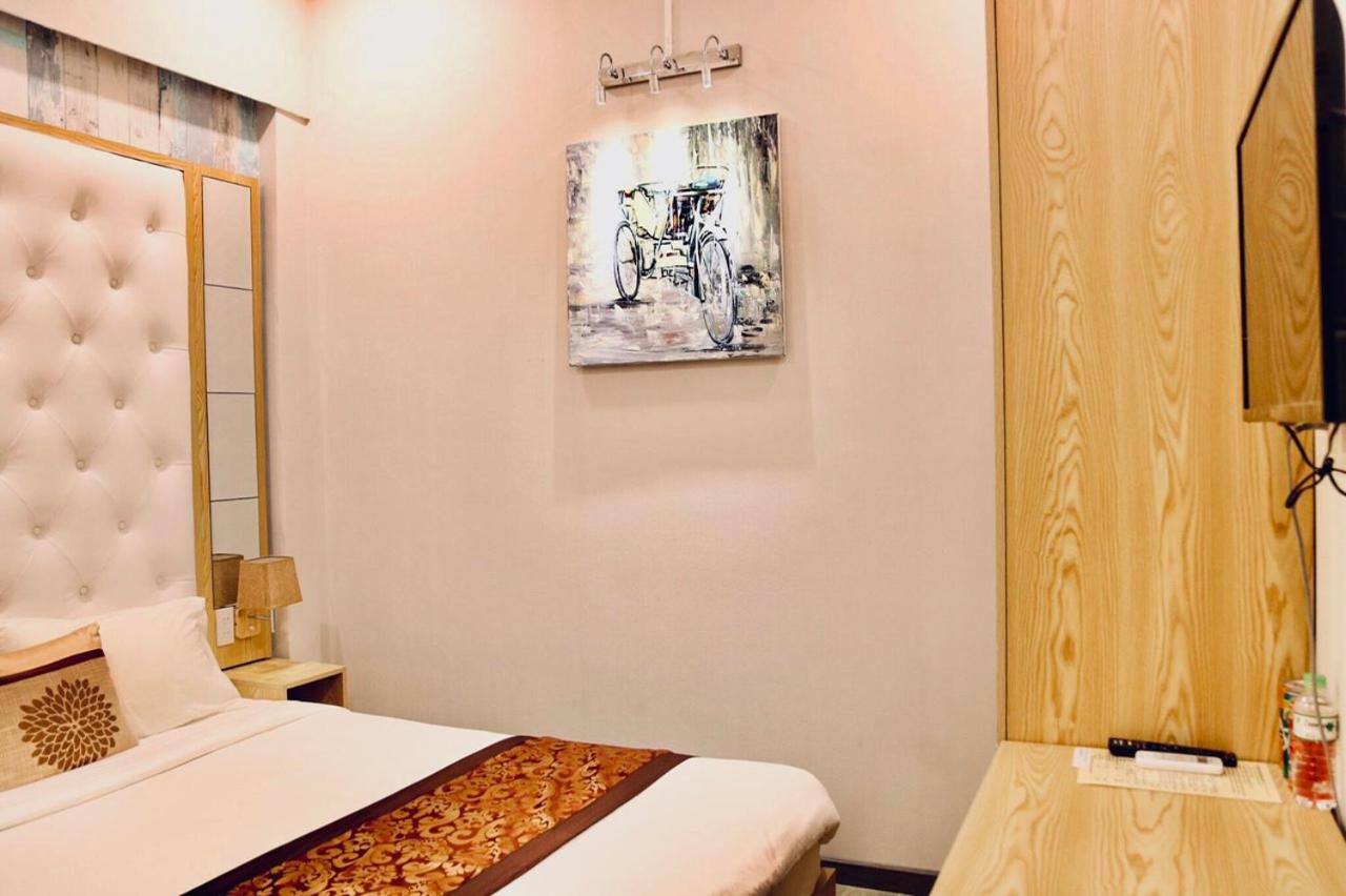 Standard Double Room - Photo 4