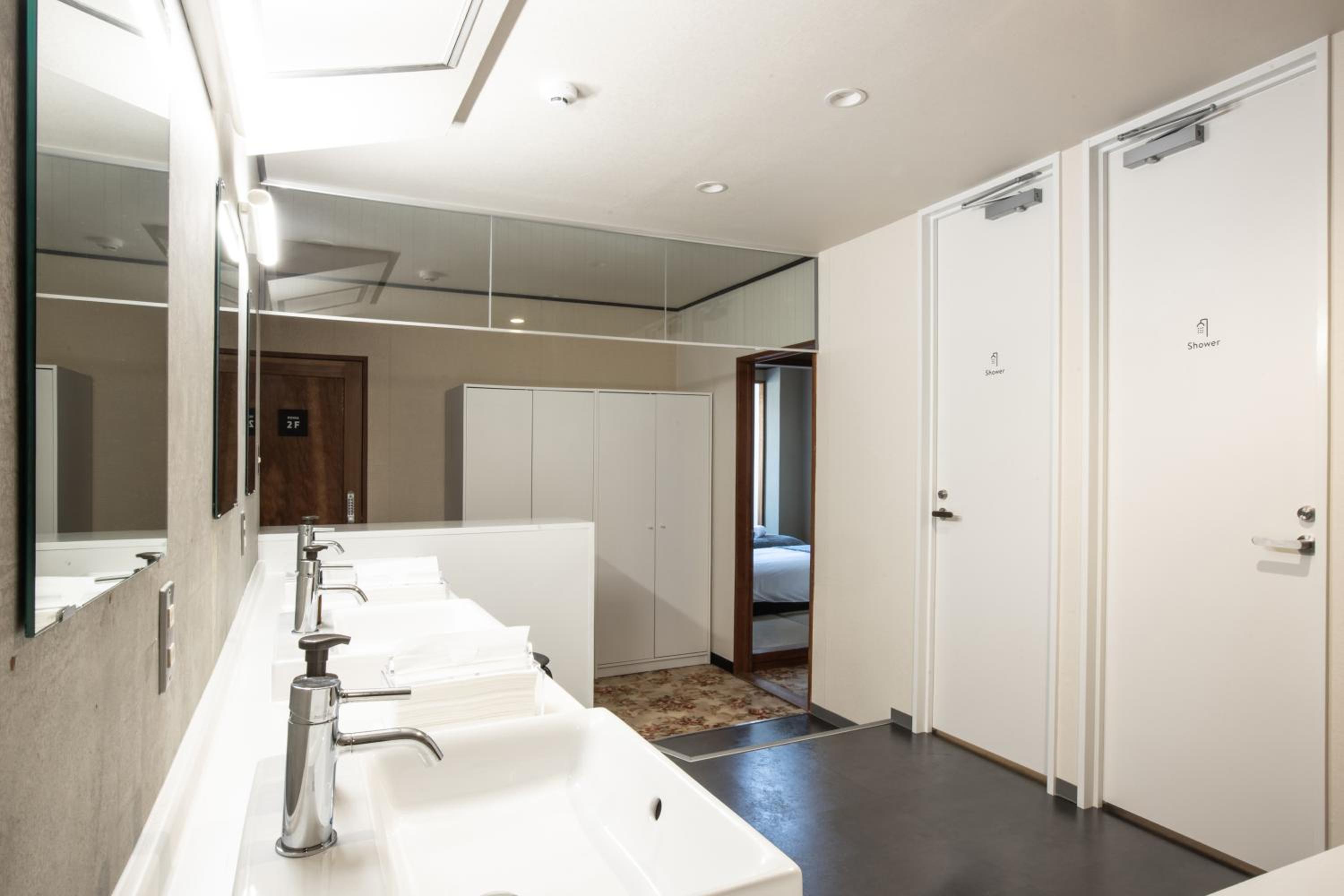 Classic Triple Room - Photo 3