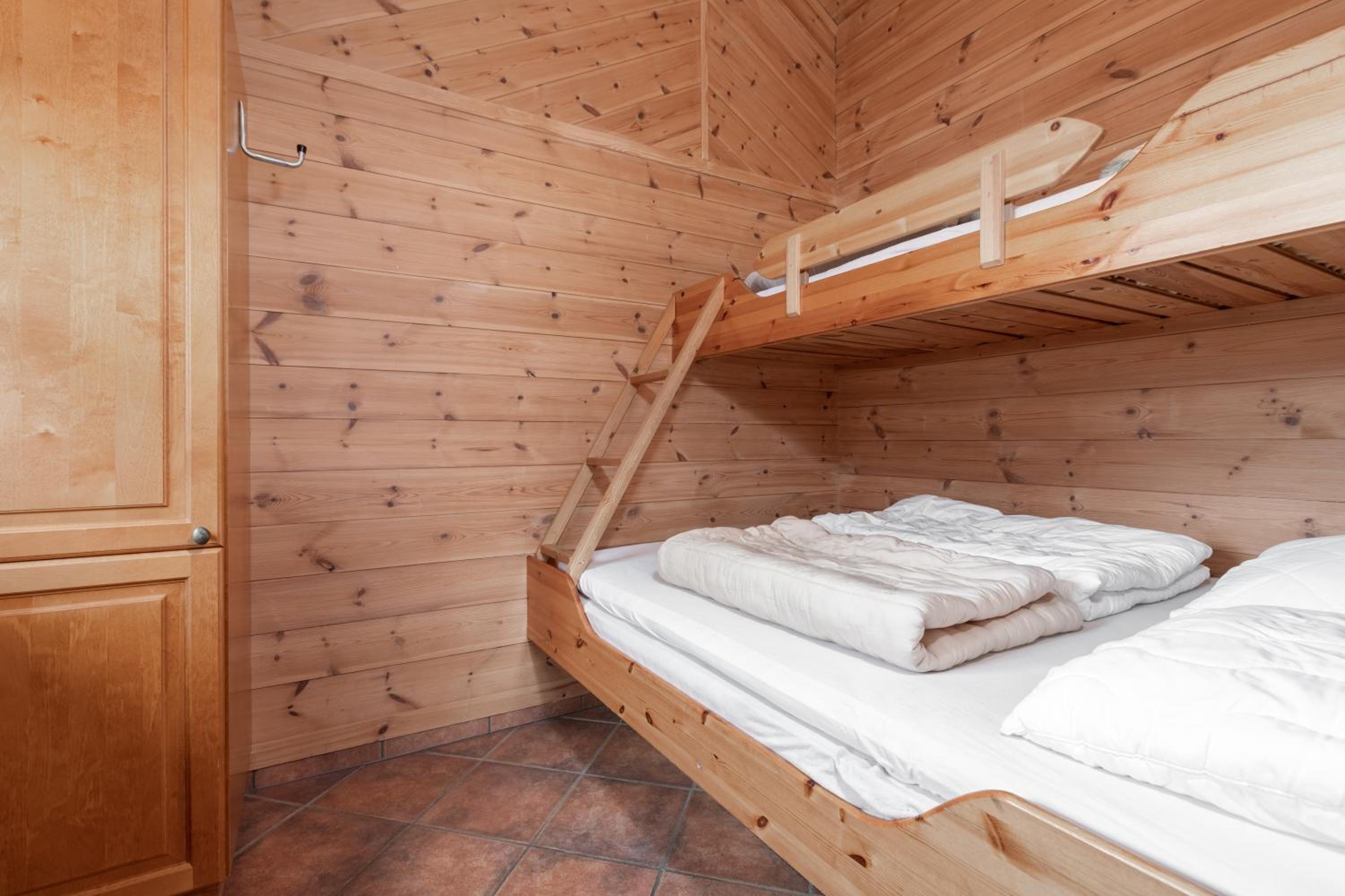 One-Bedroom Cottage - Photo 1