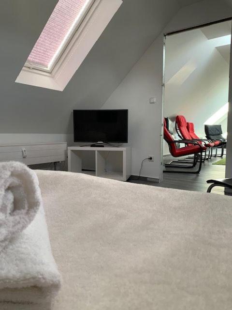 Three-Bedroom Apartment photo 1