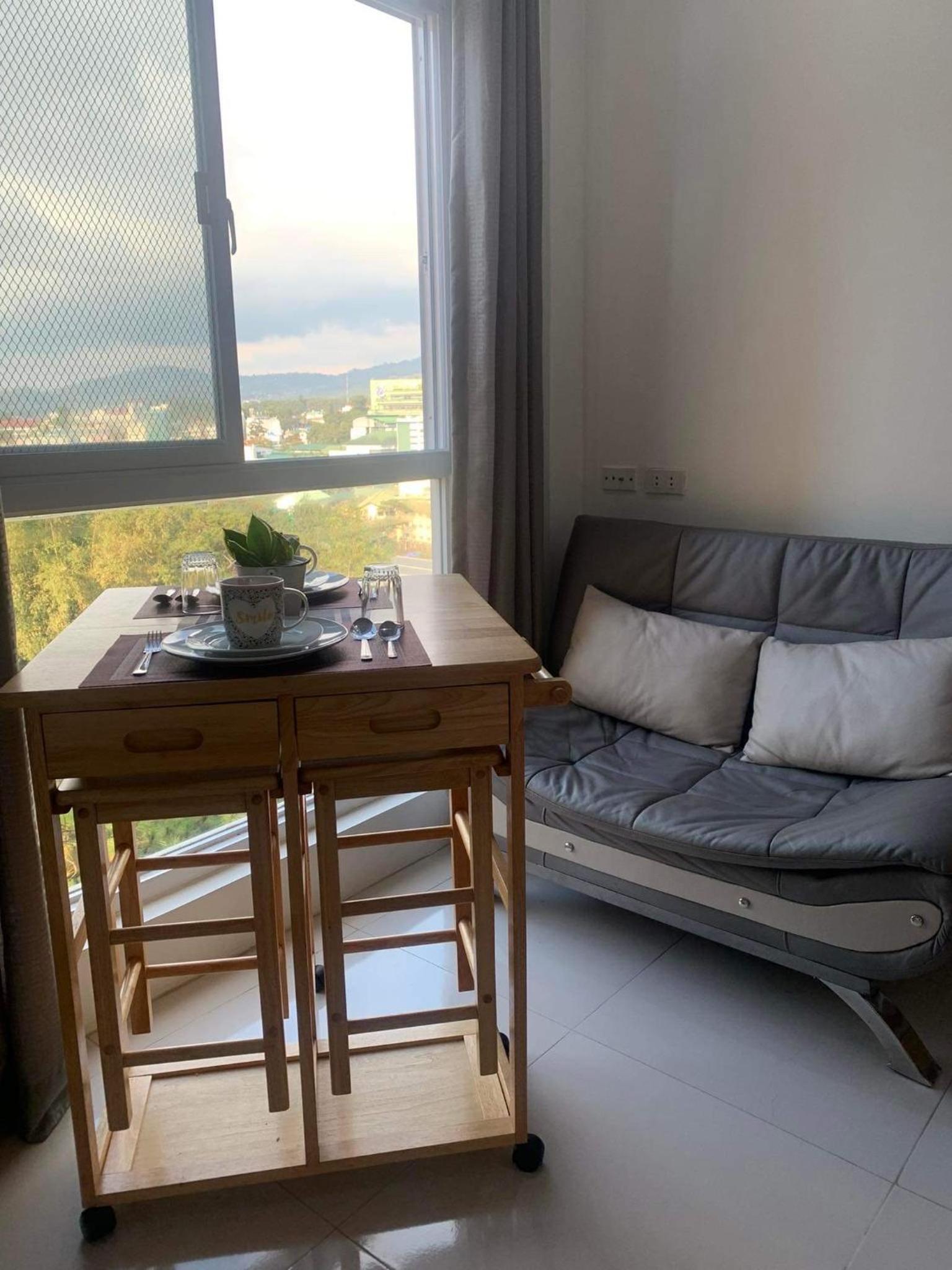 One-Bedroom Apartment - Photo 4