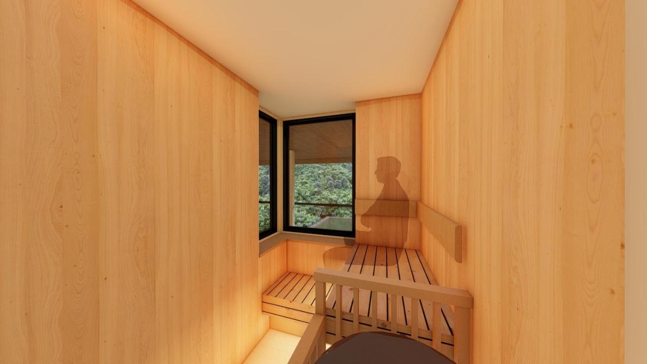 King Suite with Spa Bath photo 3