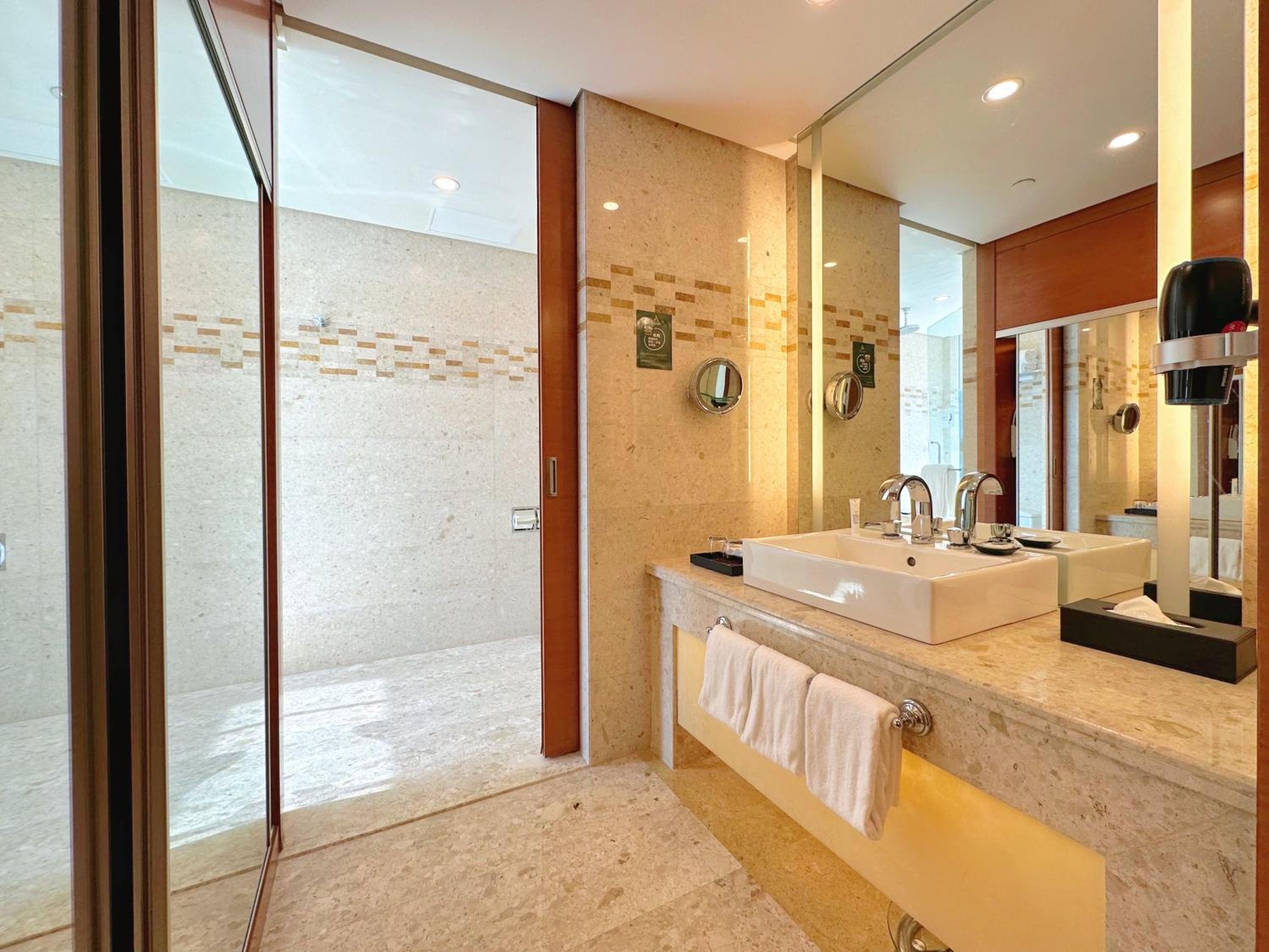 Junior Suite - Photo 10