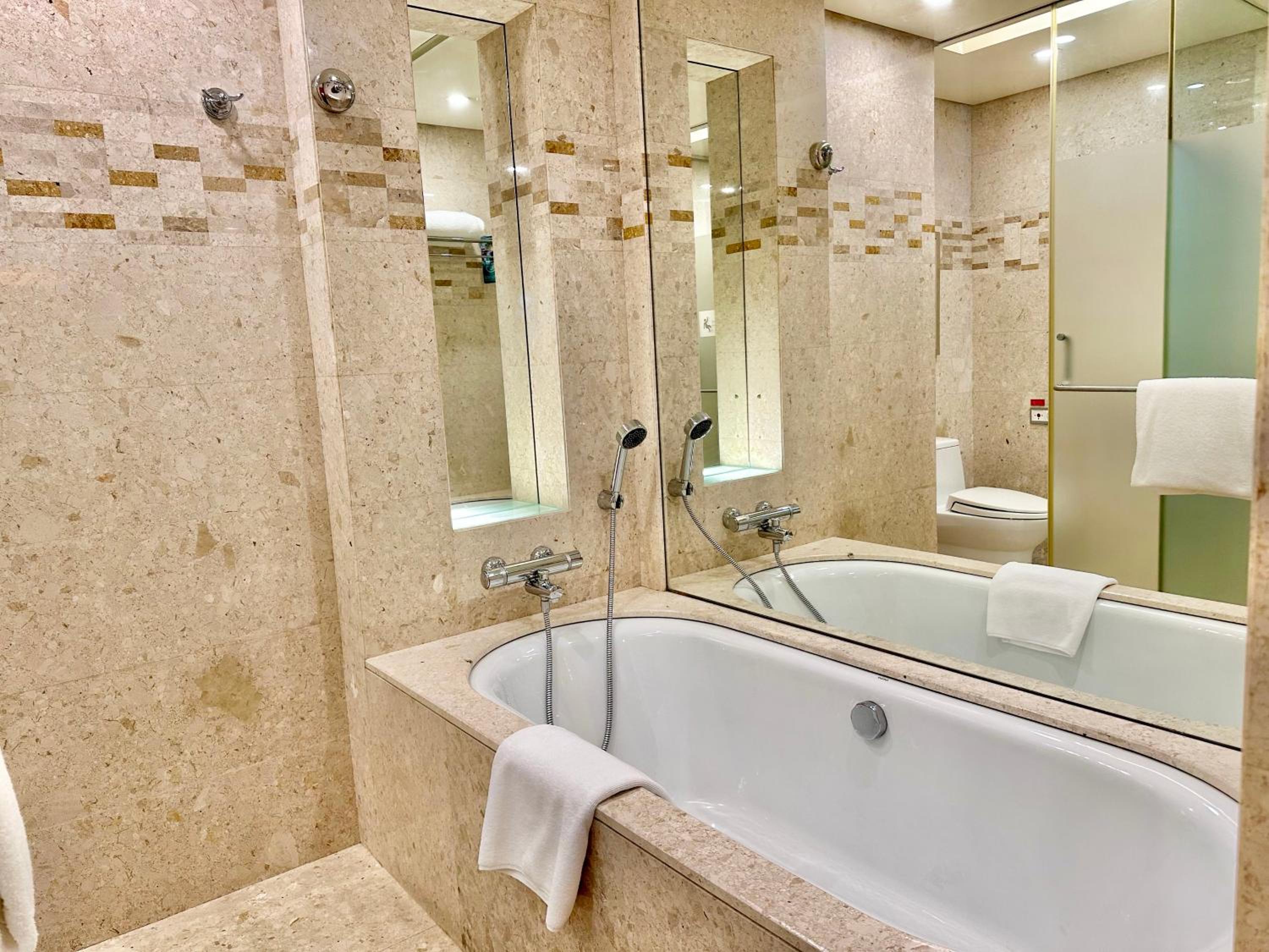 Junior Suite - Photo 9