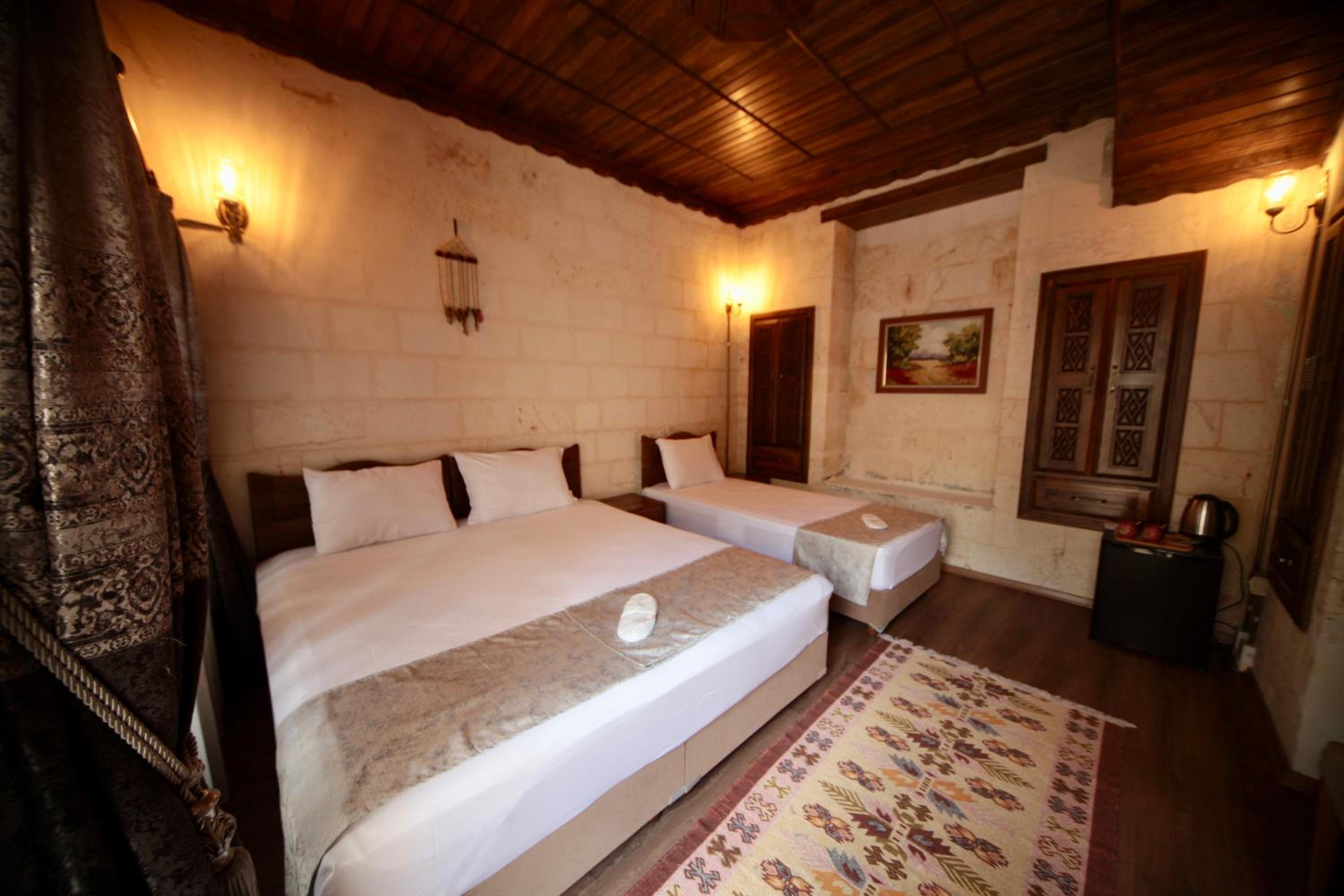 Triple Room - Photo 25