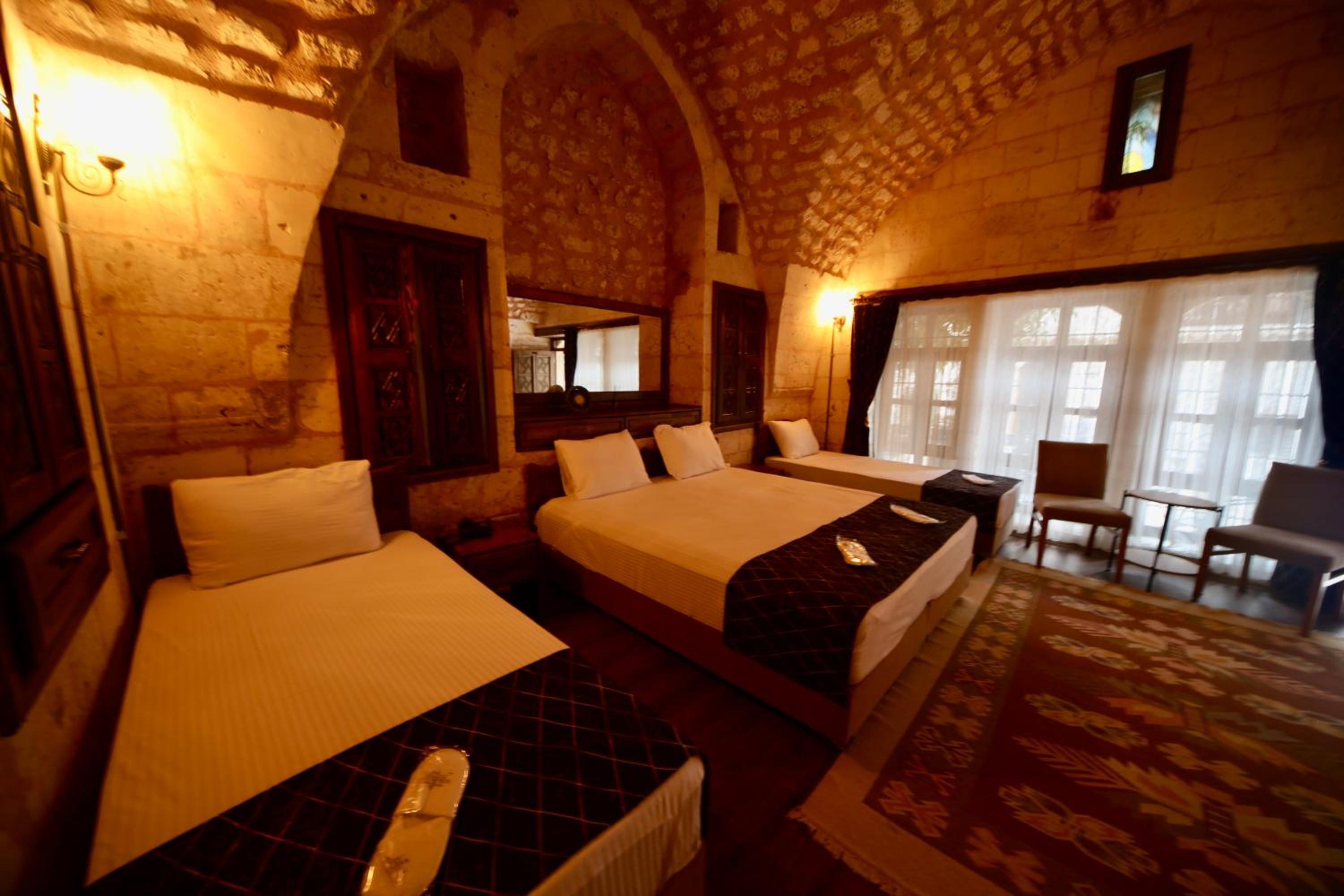 Quadruple Room - Photo 10