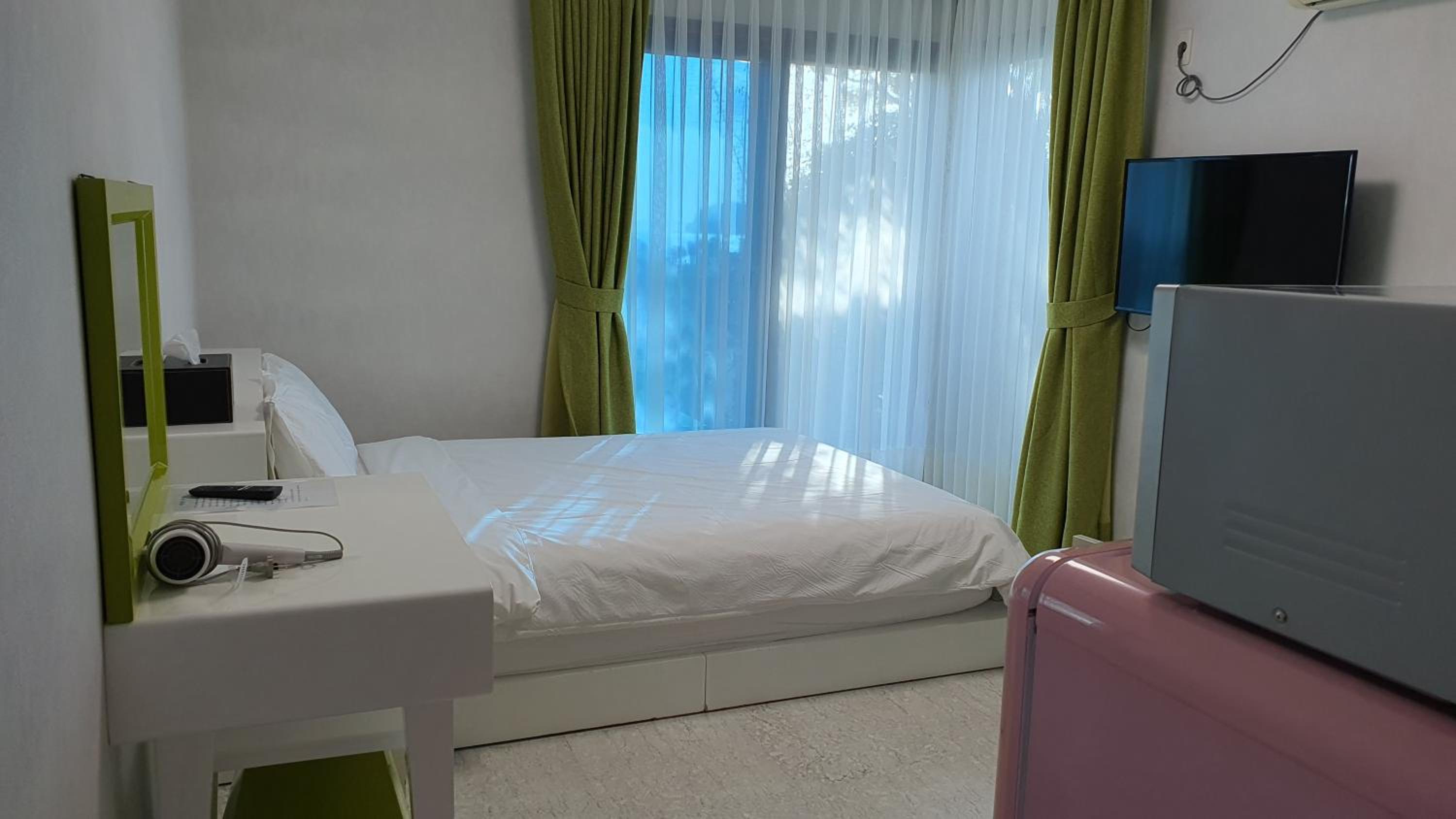 Double Room with Balcony and Sea View