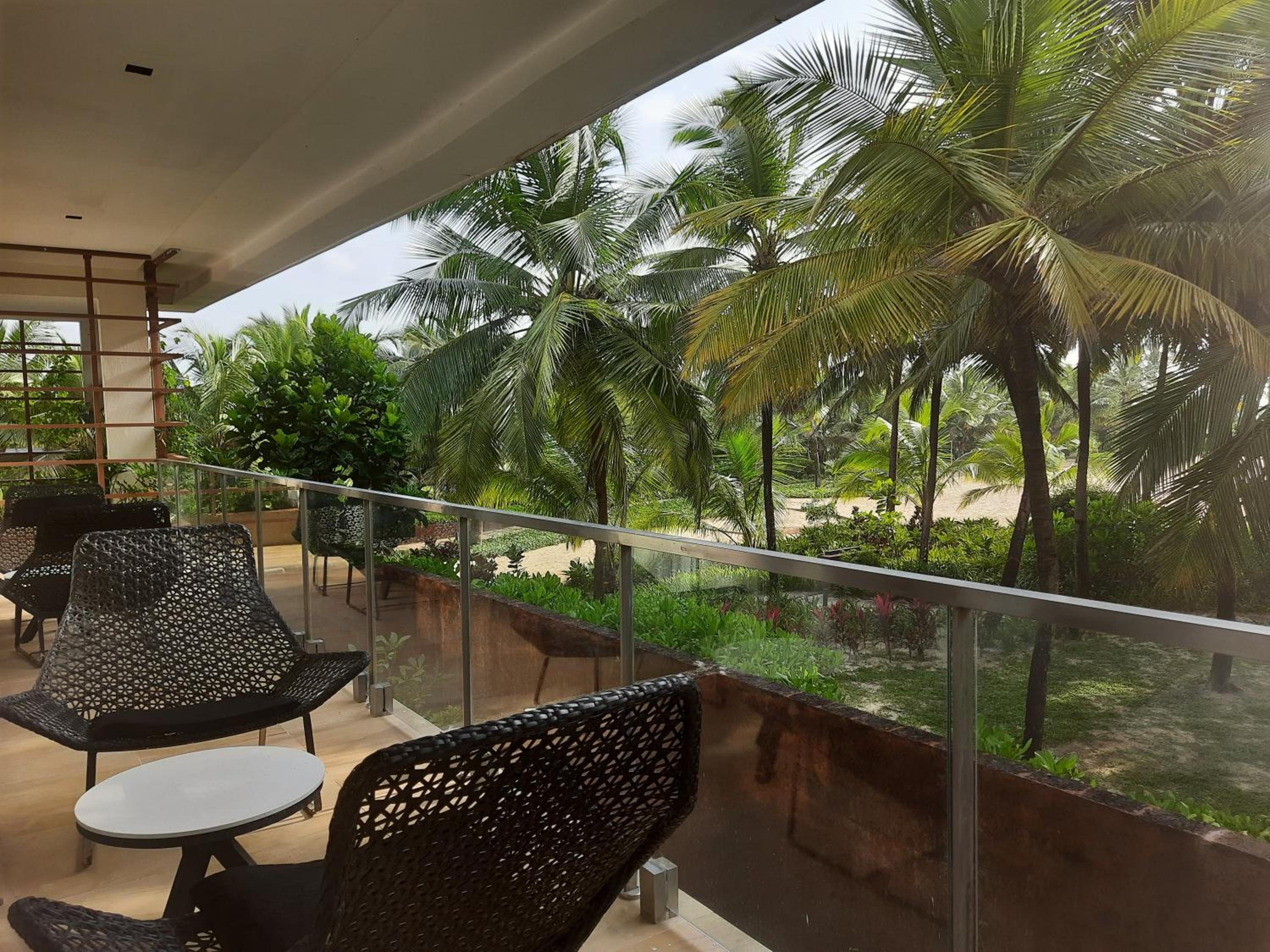 Azaya Suite with Private Pool - 20% discount on Spa & Laundry, Butler Service and All day breakfast (7 am to 7 pm) at La Concha - Photo 5