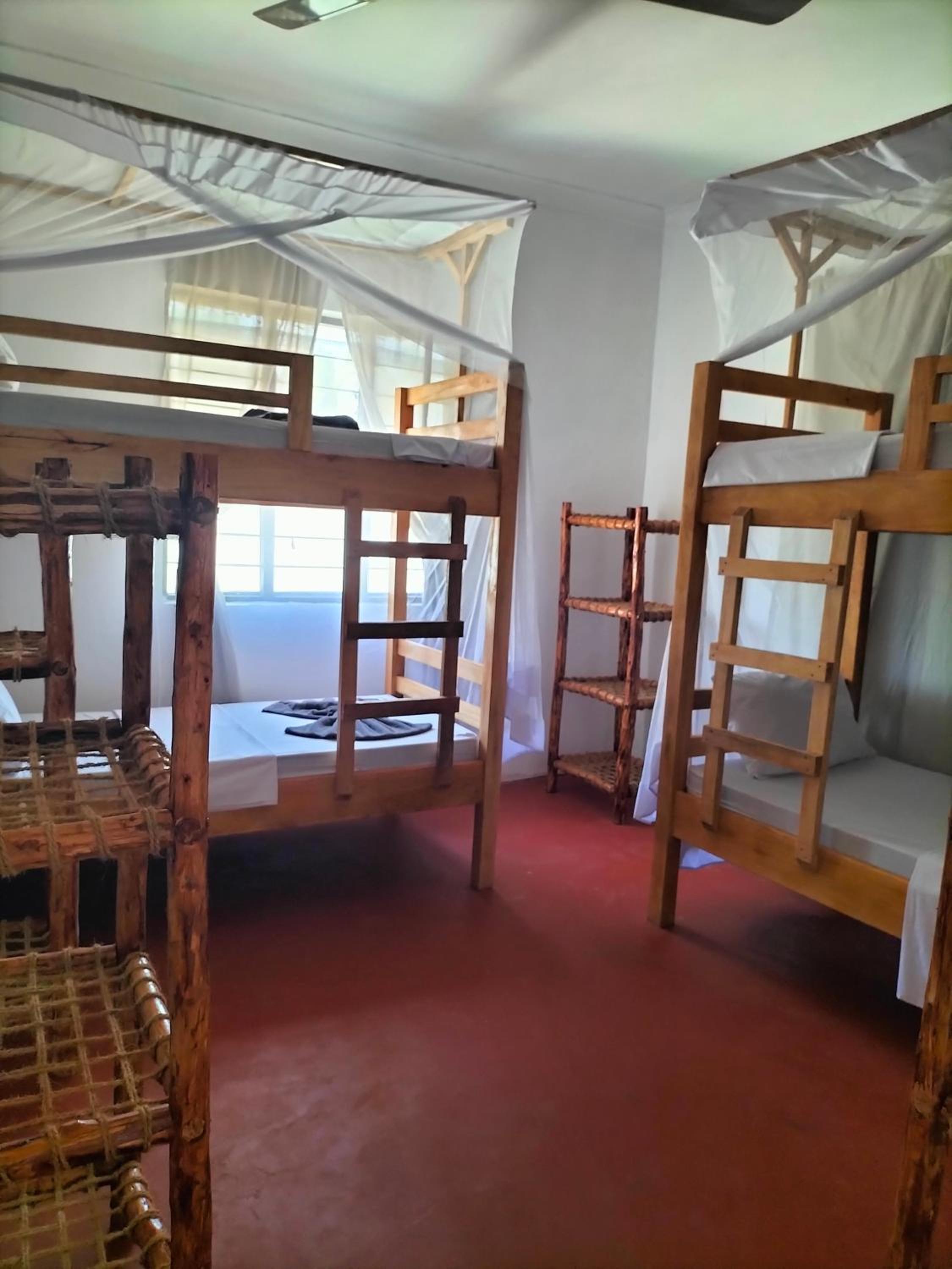 Bed in 4-Bed Mixed Dormitory Room photo 1
