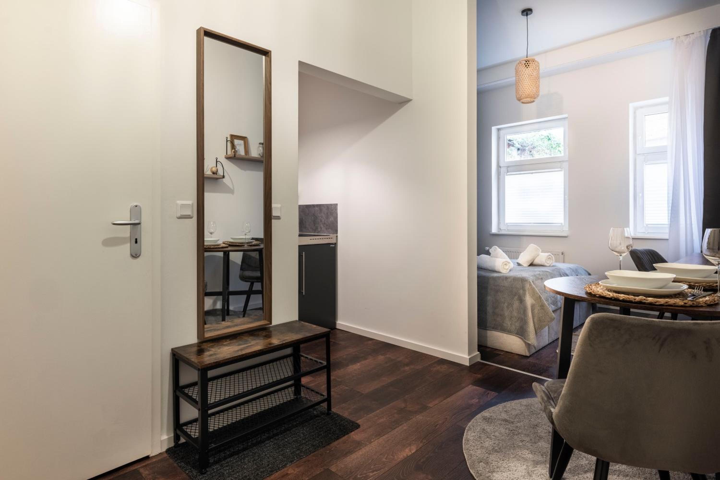 One-Bedroom Apartment photo 3