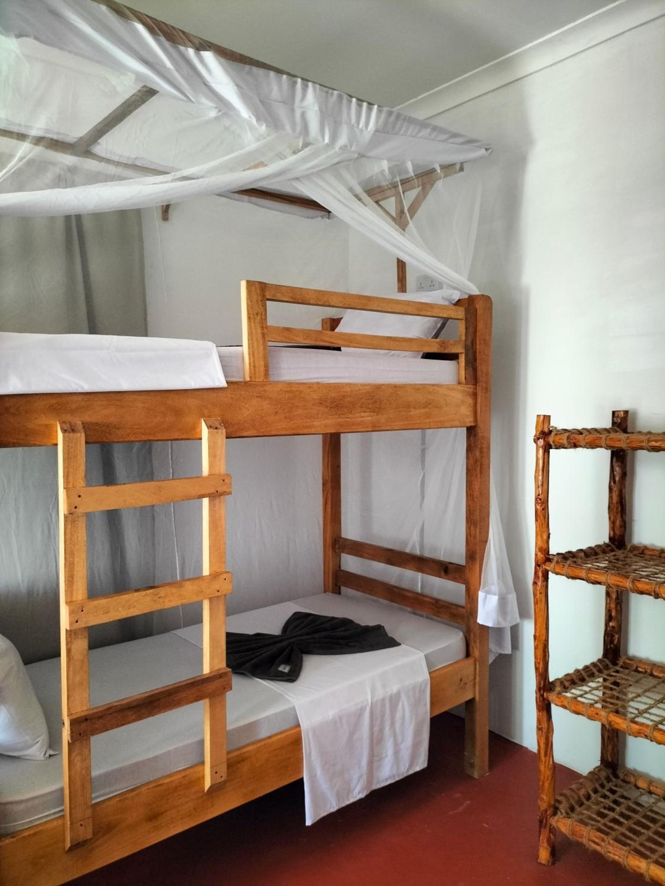 Bed in 4-Bed Mixed Dormitory Room photo 2