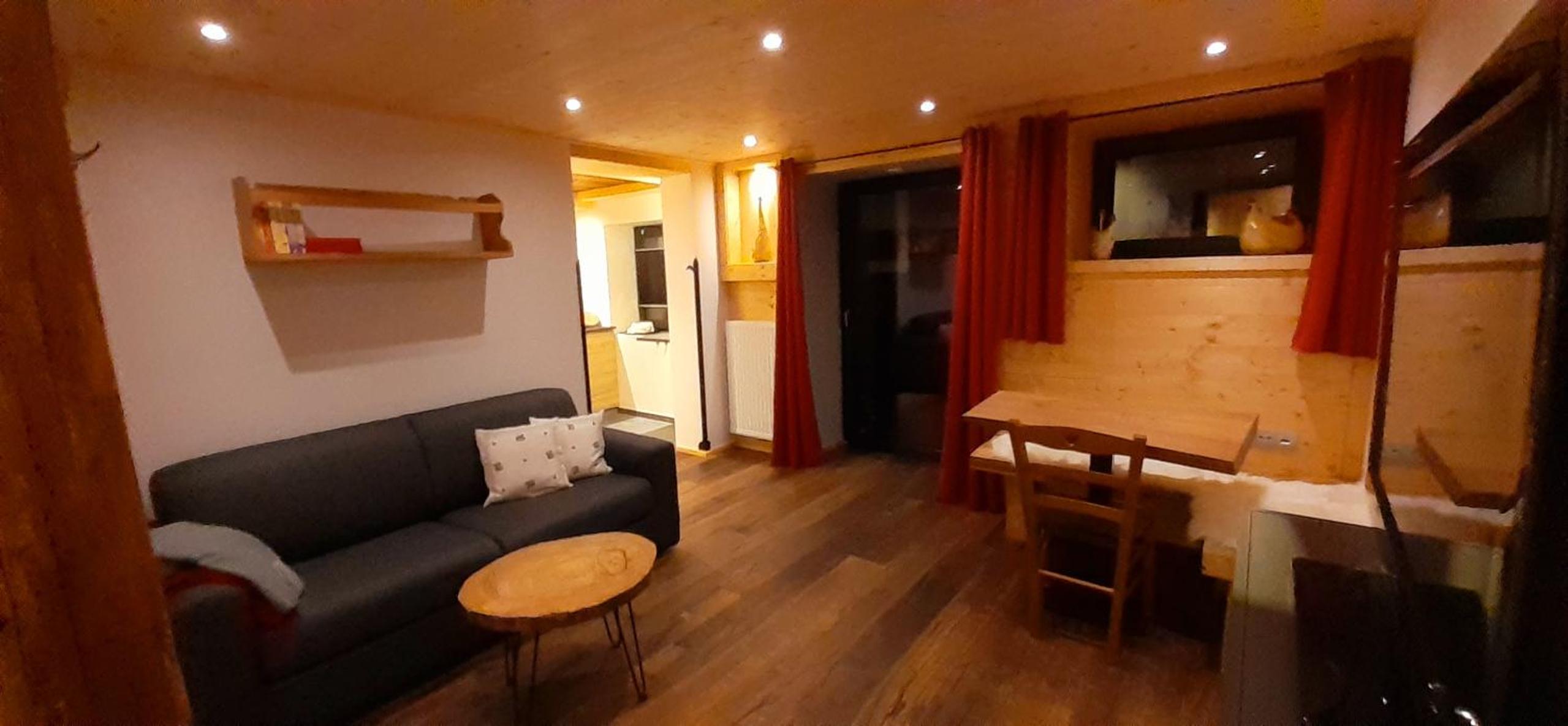 Superior King Suite photo 3