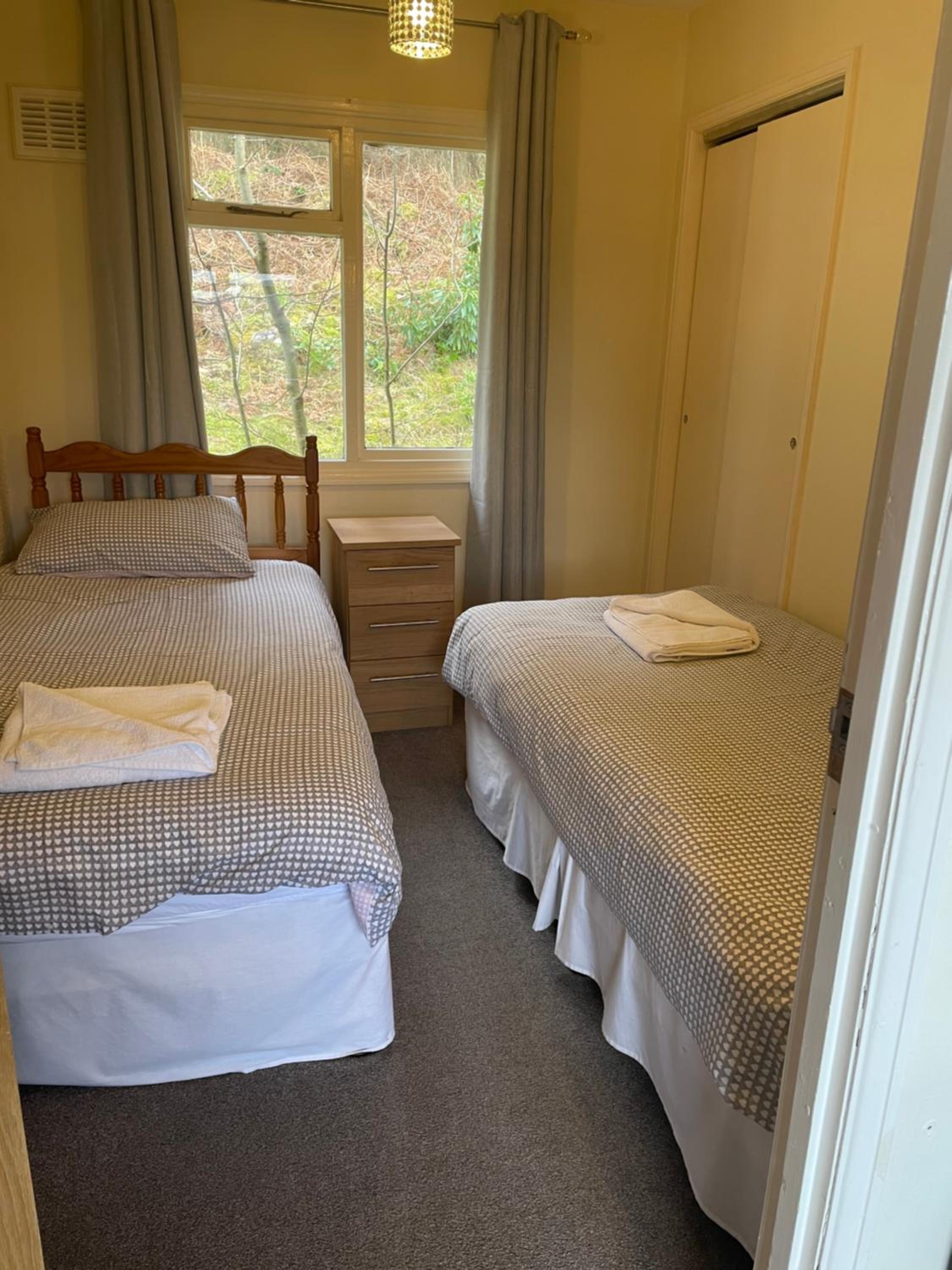 Budget Two-Bedroom Chalet - Sea View