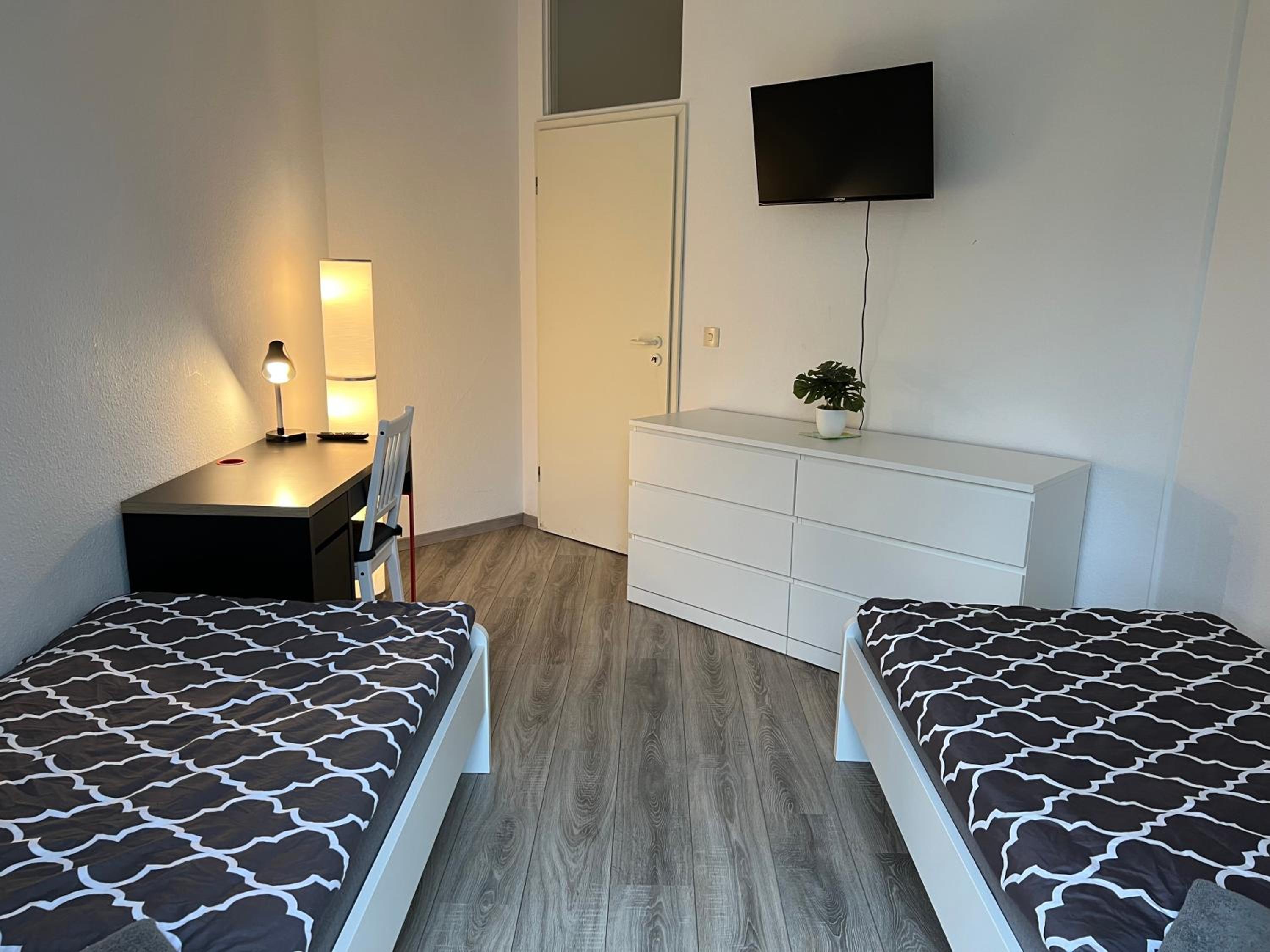 Apartment photo 2